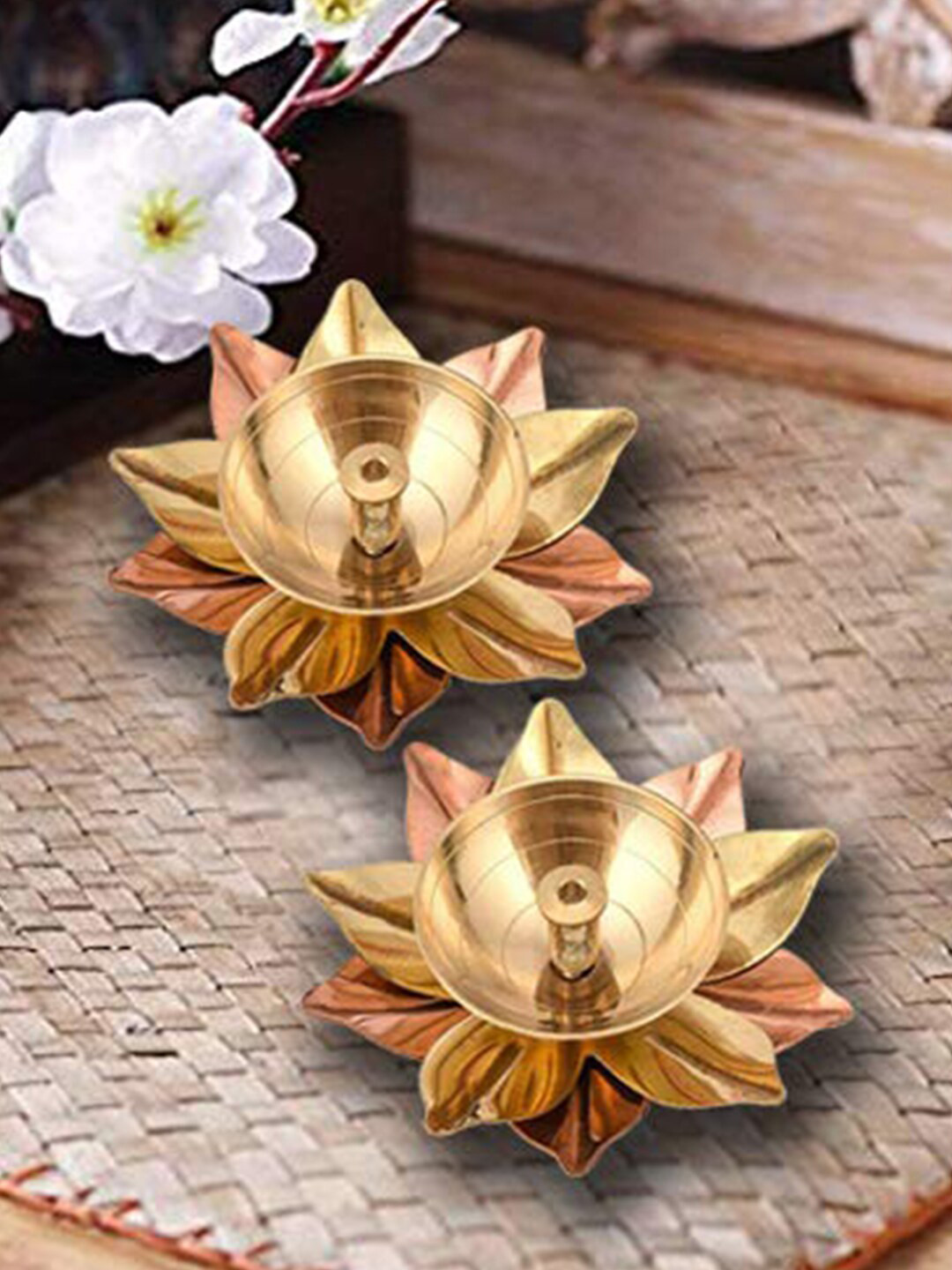 CraftVatika 2 Pieces Gold Toned Flower Diya