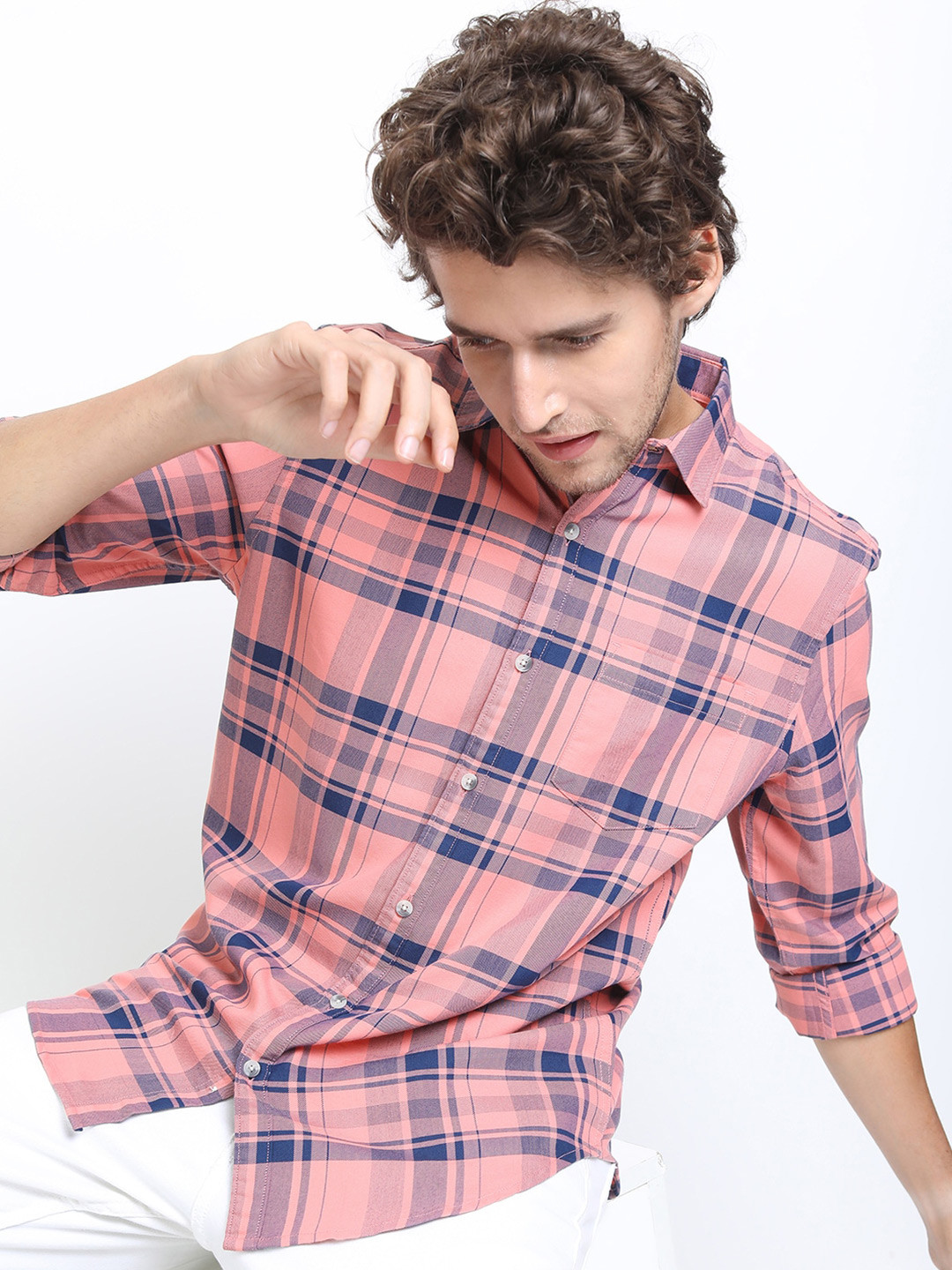 HIGHLANDER Men Pink Slim Fit Tartan Checks Checked Casual Shirt