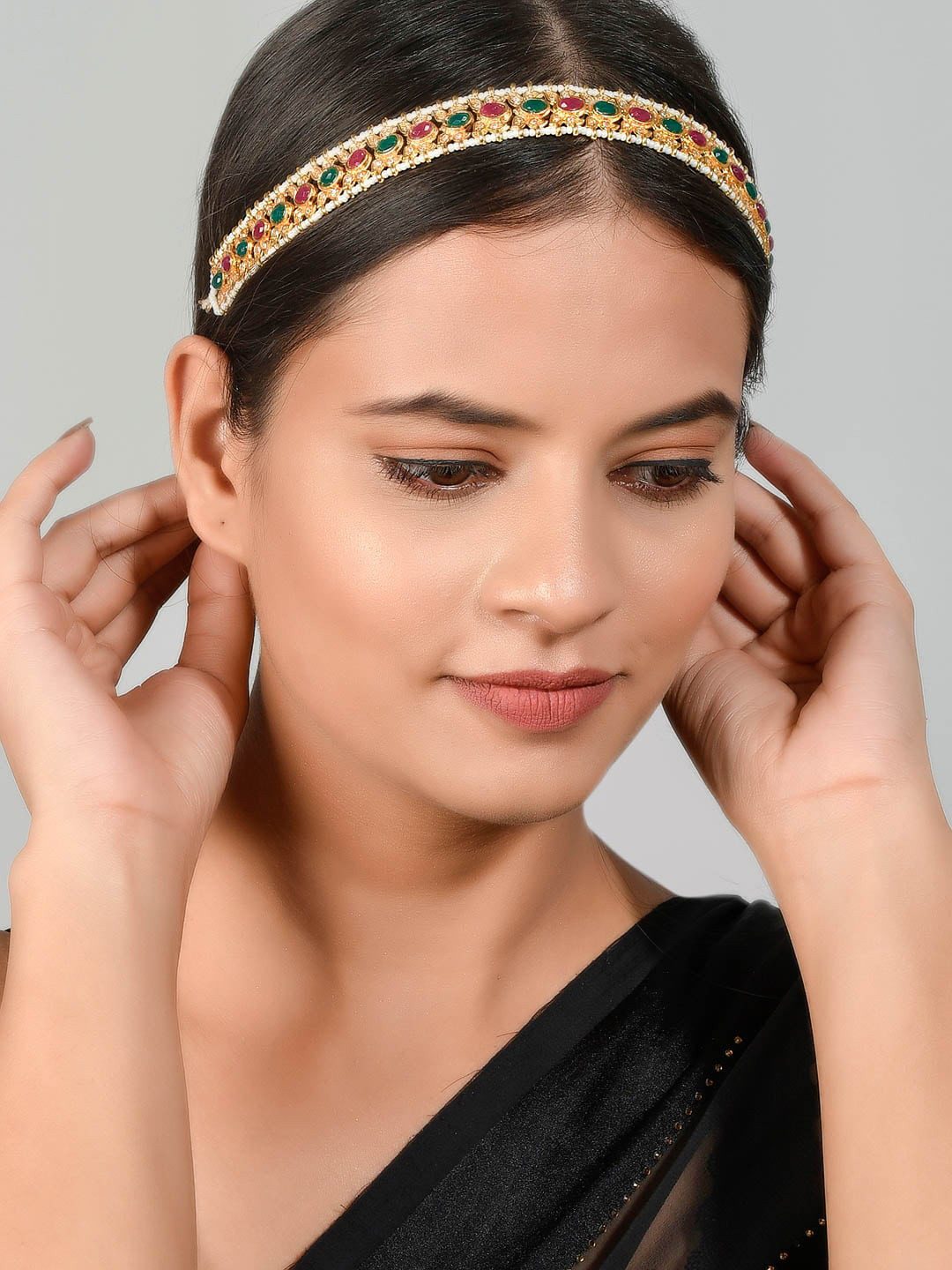 Silvermerc Designs Gold-Plated Green & White Kundan-Studded & Pearl Beaded  Mathapatti