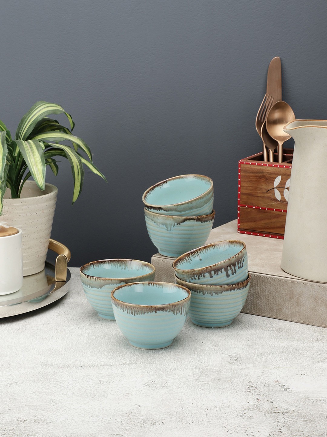 VarEesha Blue Set of 6 Ceramic Matte Bowls