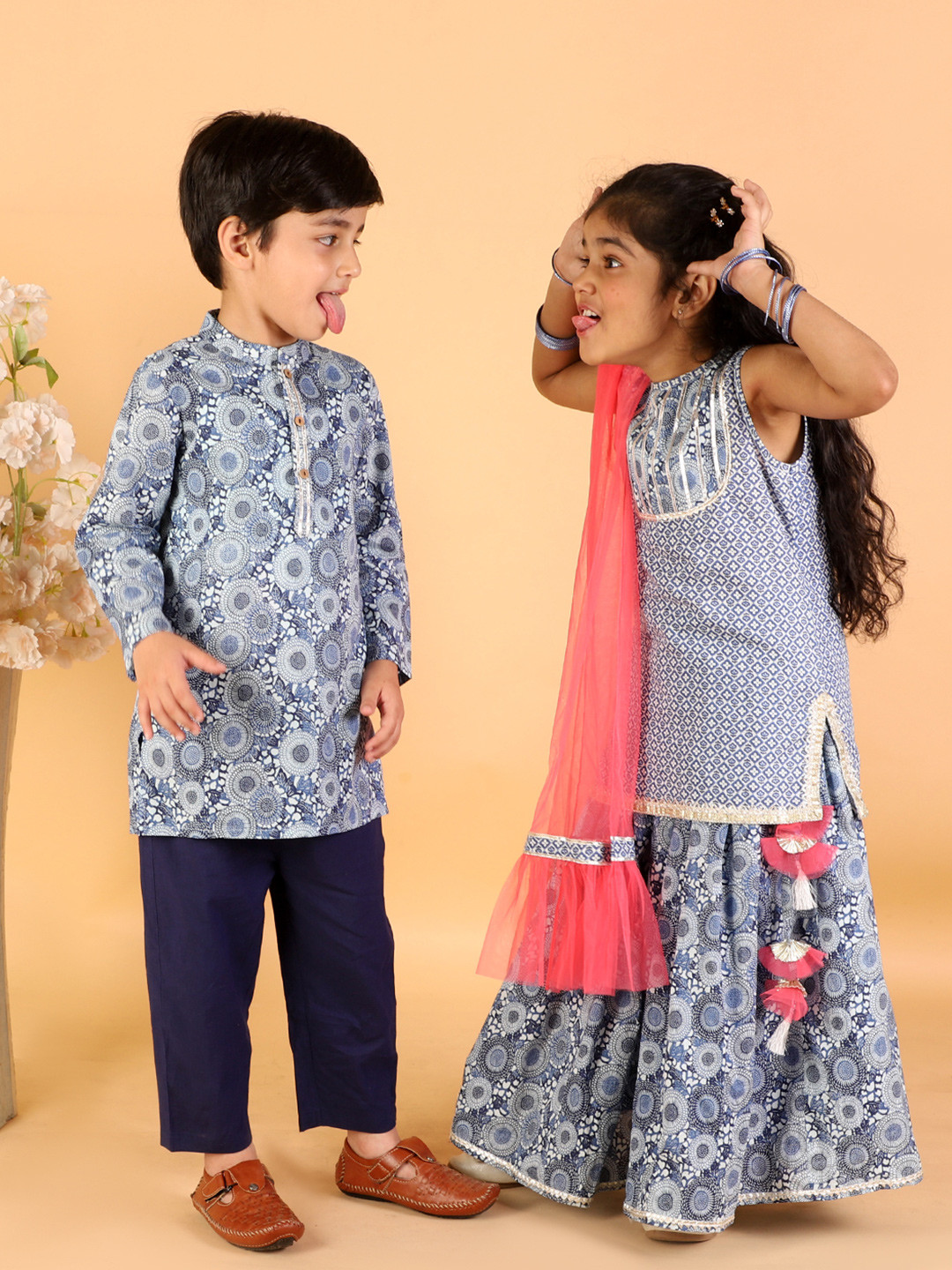 LIL DRAMA Girls Navy Blue & White Printed Ready to Wear Lehenga & Choli