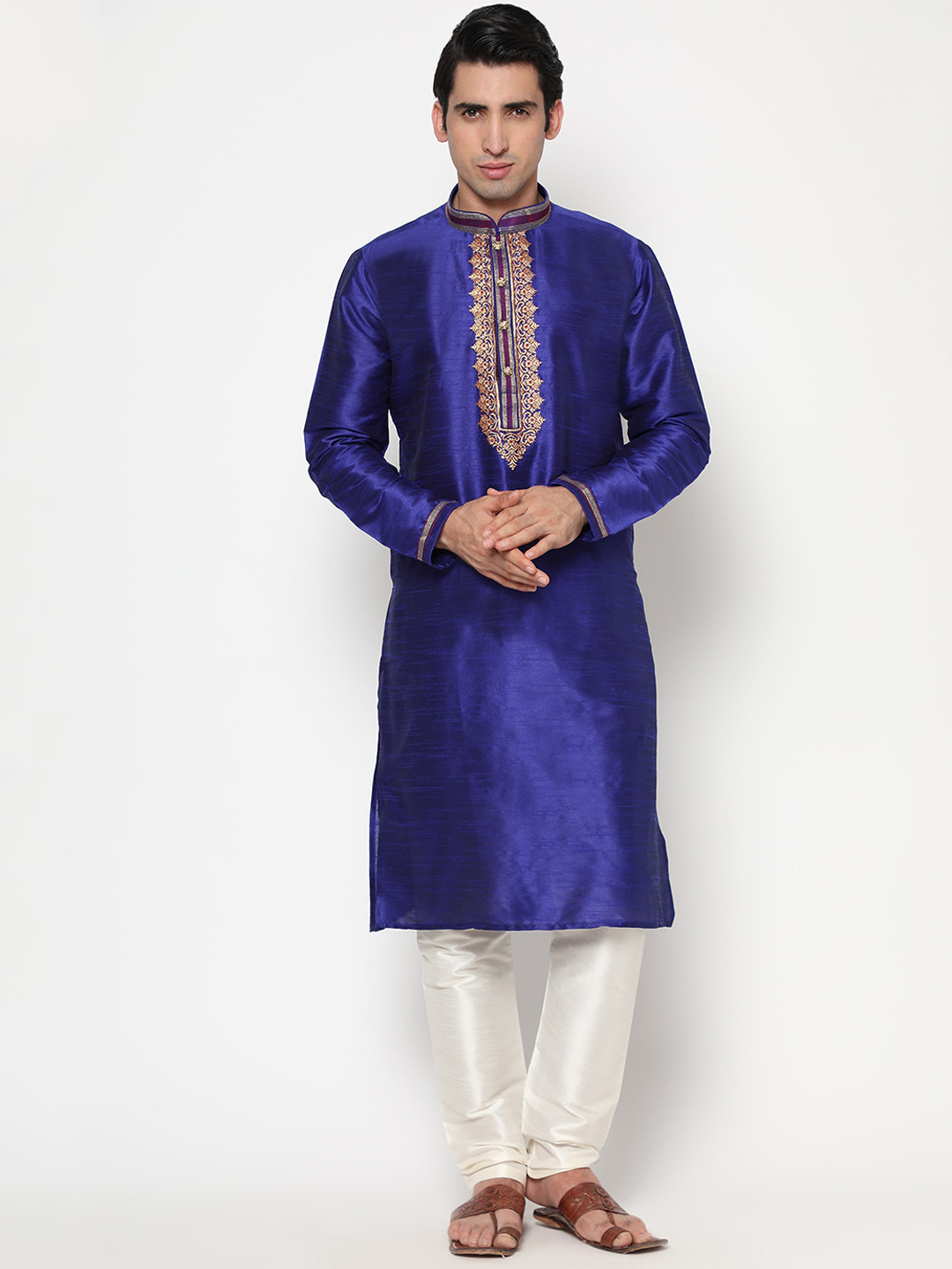 LAGAAV Men Blue Raw Silk Kurta with Pyjamas