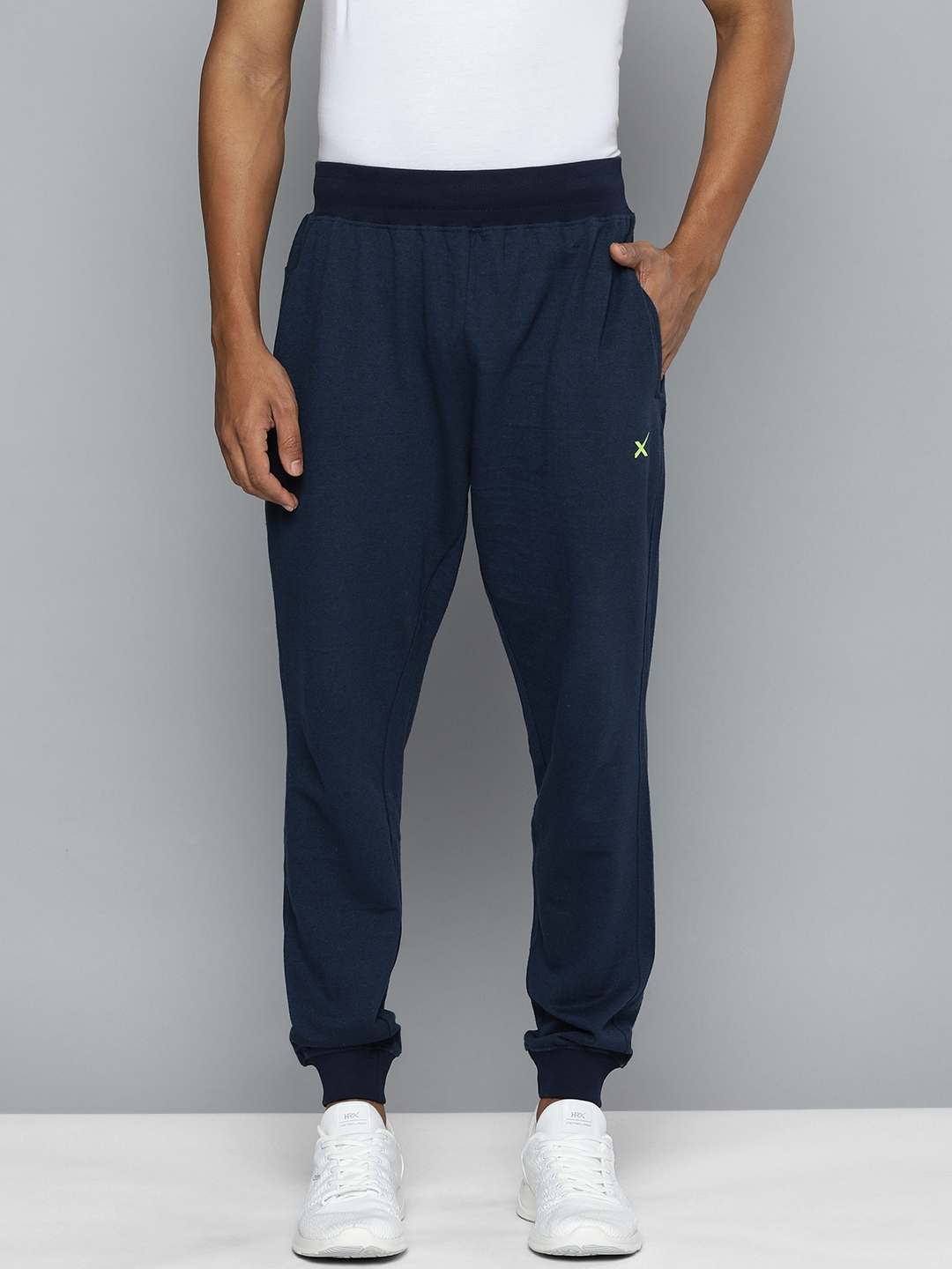 Hrx joggers hot sale myntra