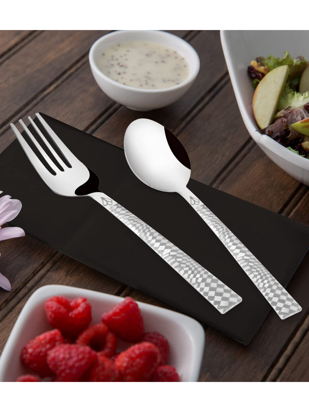 FNS 18 Pcs Silver-Toned Stainless Steel Cutlery Set