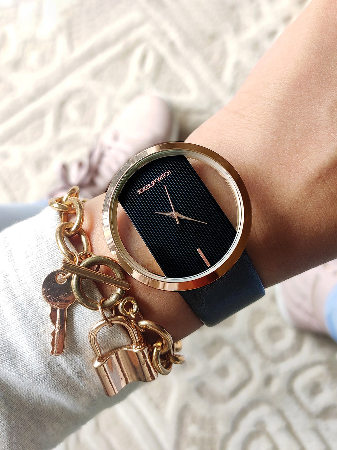 JOKER & WITCH Women Black & Gold-Toned Watch & Bracelet Stack JWBS630