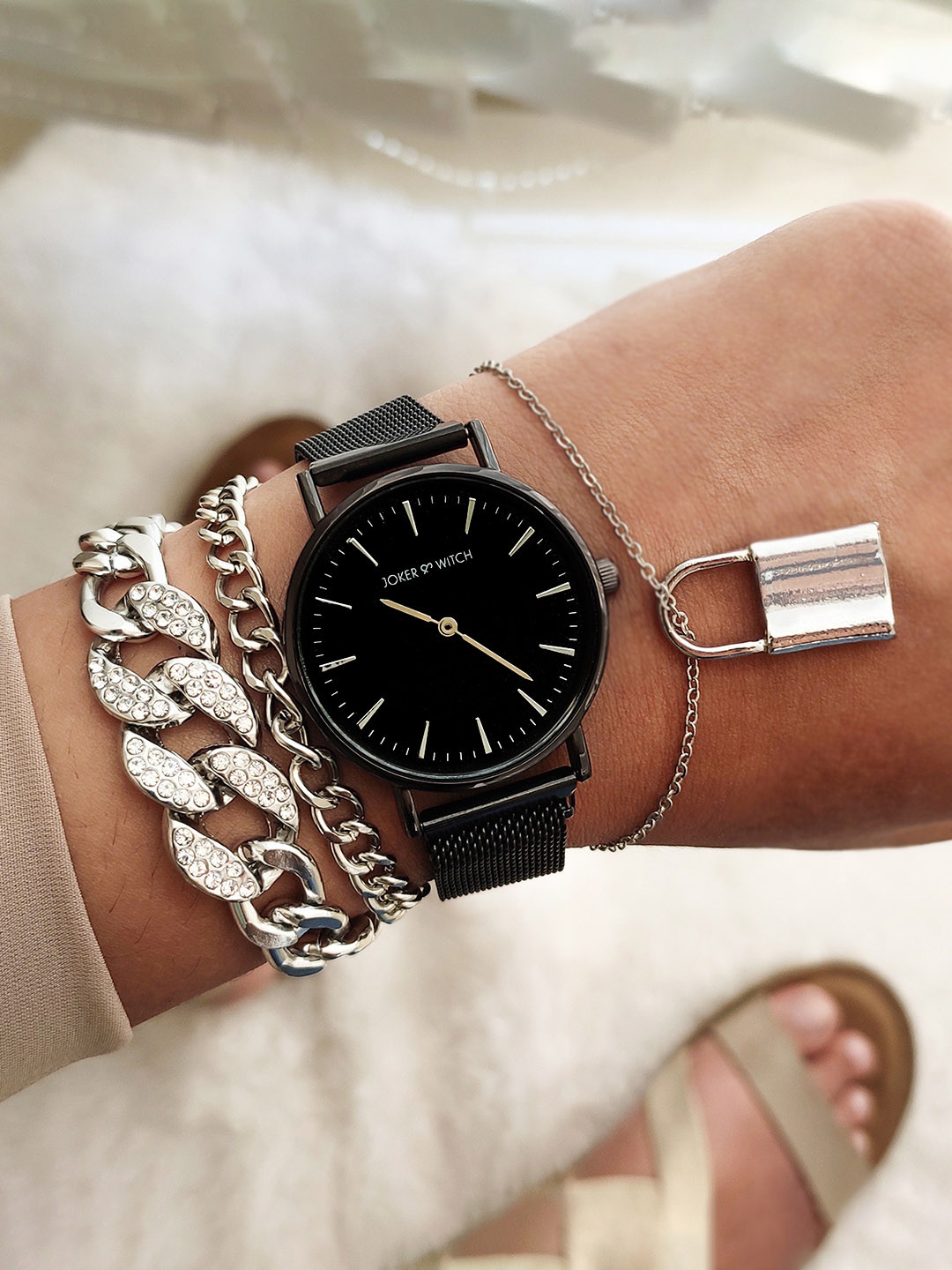 JOKER & WITCH Women Silver-Toned & Black Adrienne Watch Gift Set JWBS642