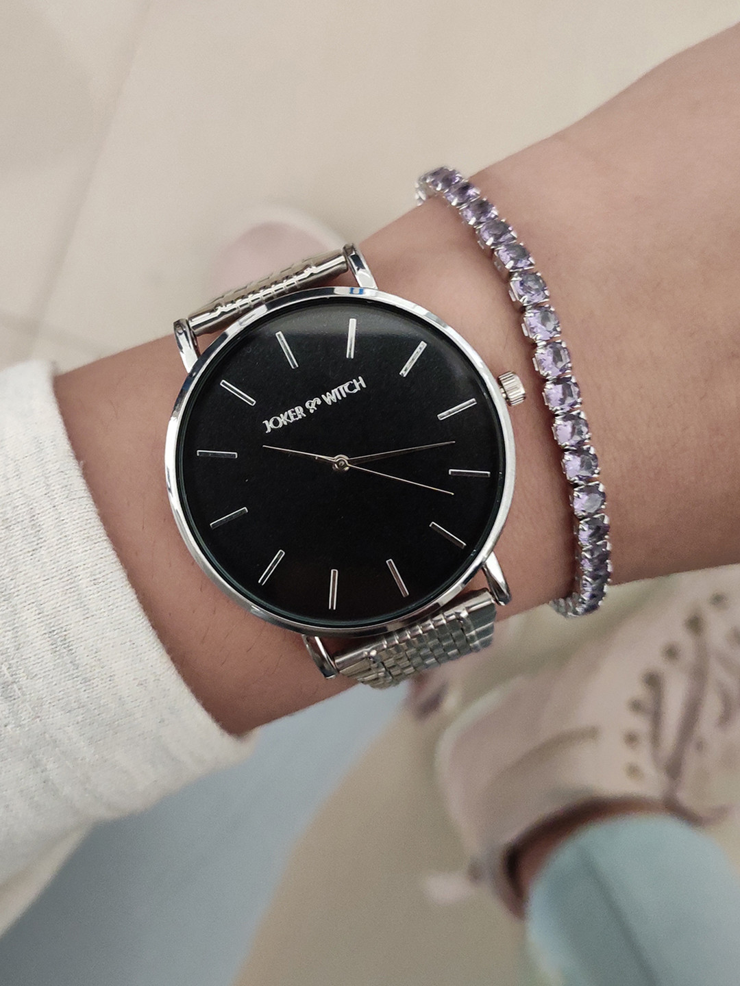 JOKER & WITCH Women Silver-Toned & Black Allana Watch Gift Set JWBS567