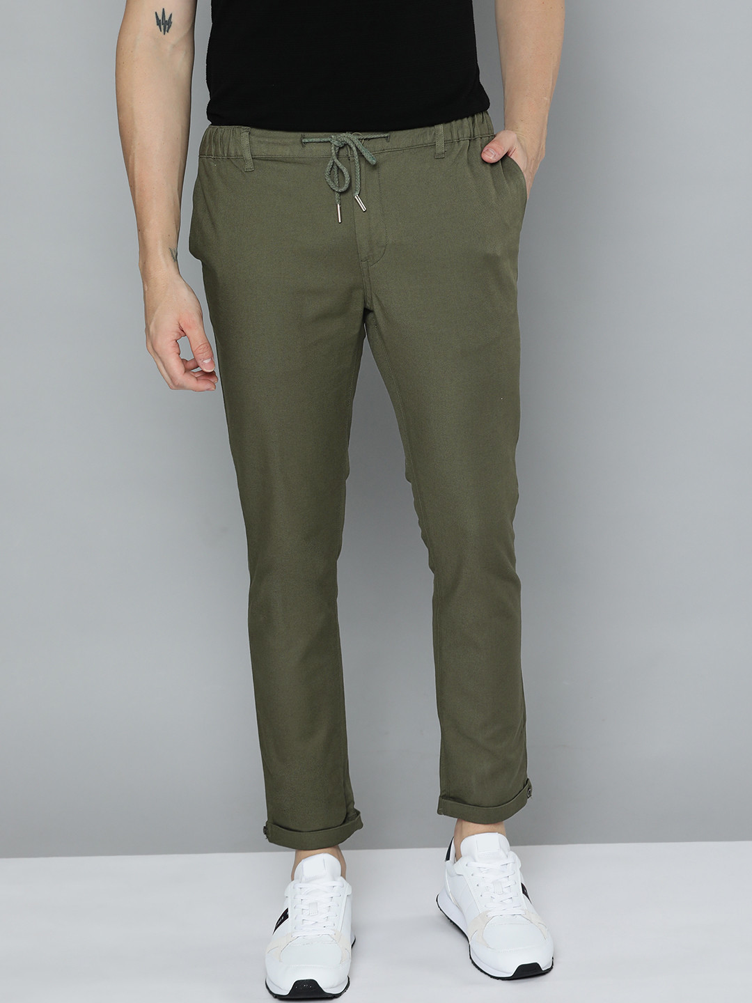 Mast & Harbour Men Olive Green Solid Trousers