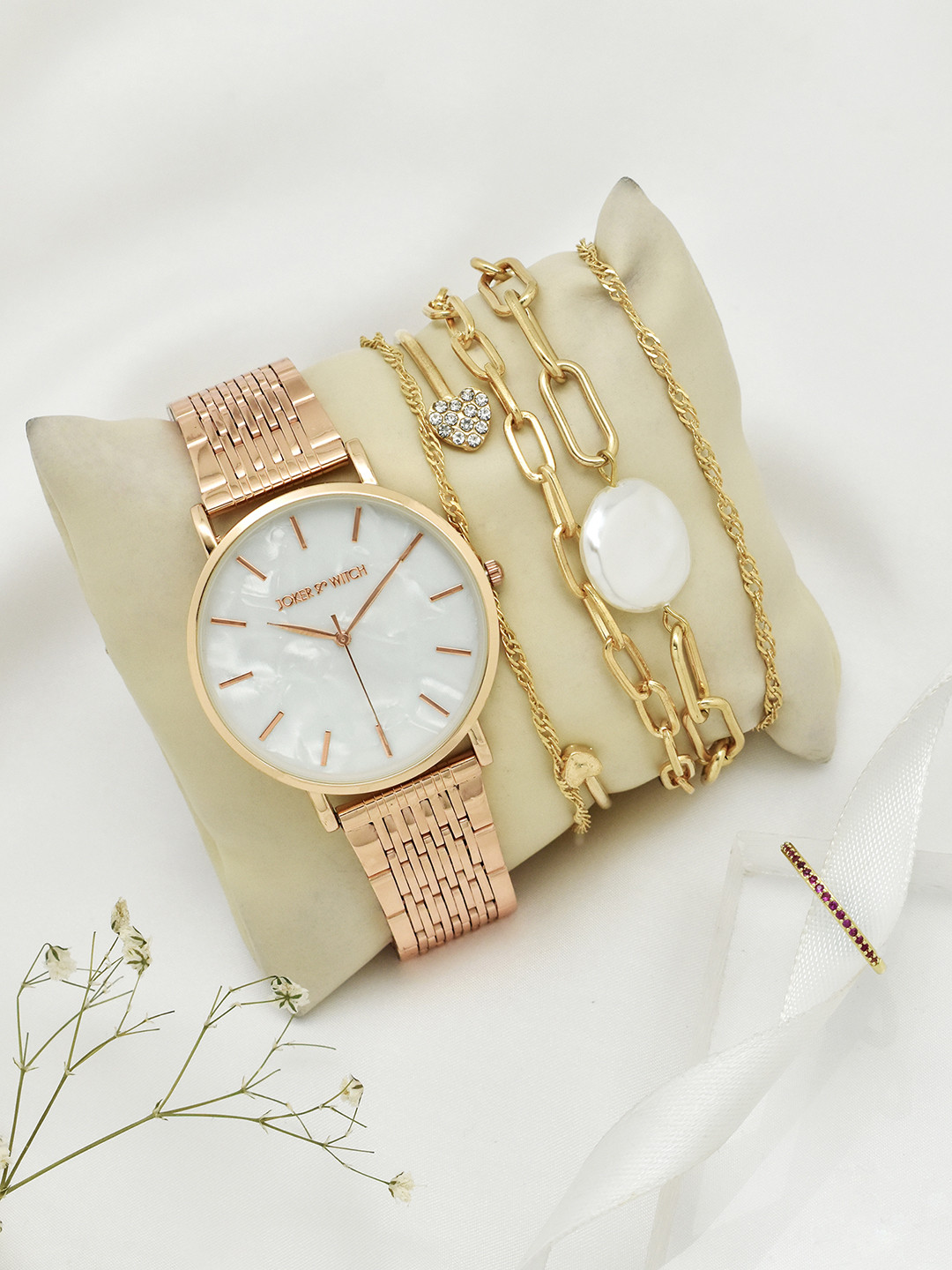 JOKER & WITCH Women Rose Gold Lalie Love Triangle Watch Gift Set