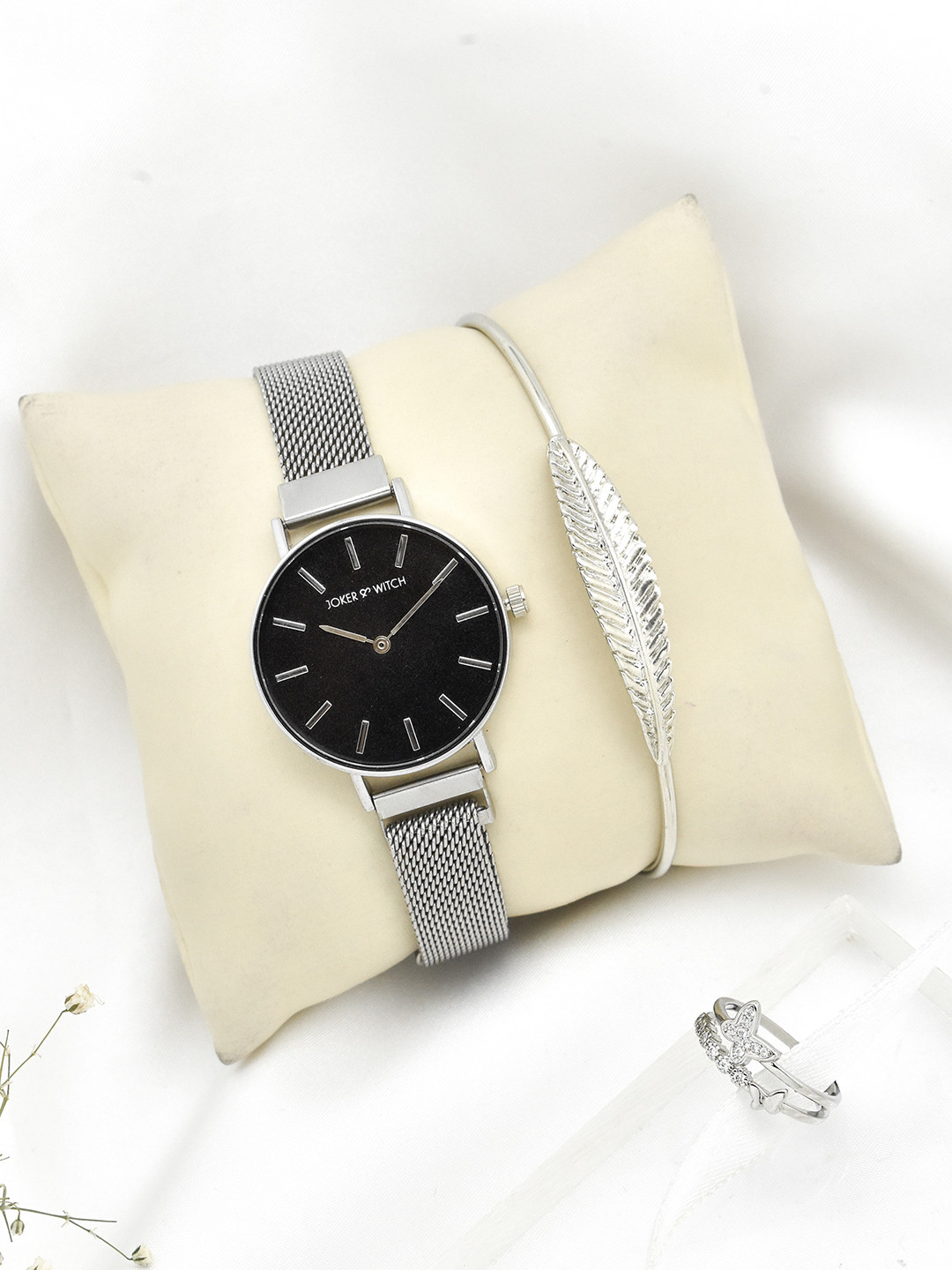 JOKERS & WITCH Women Silver-Toned & Black Watch Gift Set JWLT502