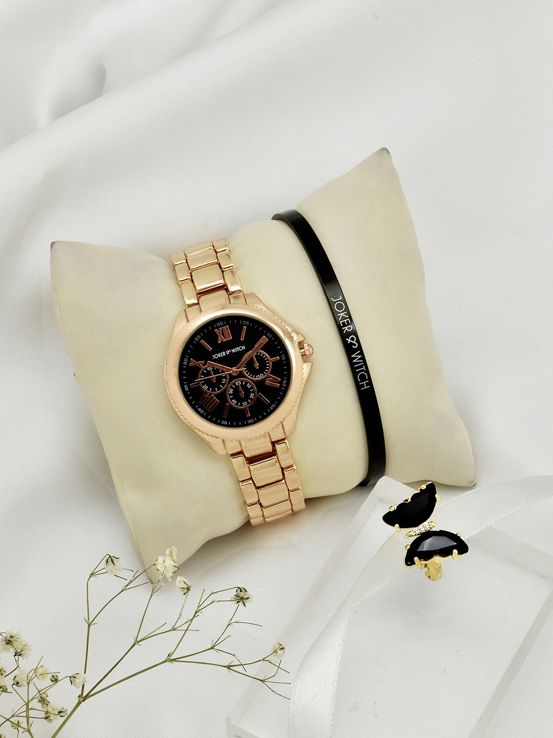 JOKER & WITCH Women Gold-Toned & Black Zeb Love Triangle Watch Gift Set JWLT440