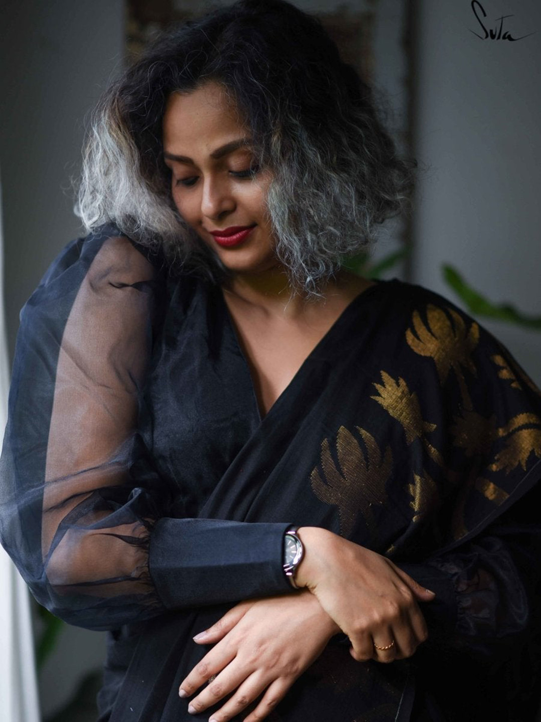 Suta Black V-Neck Solid Blouse