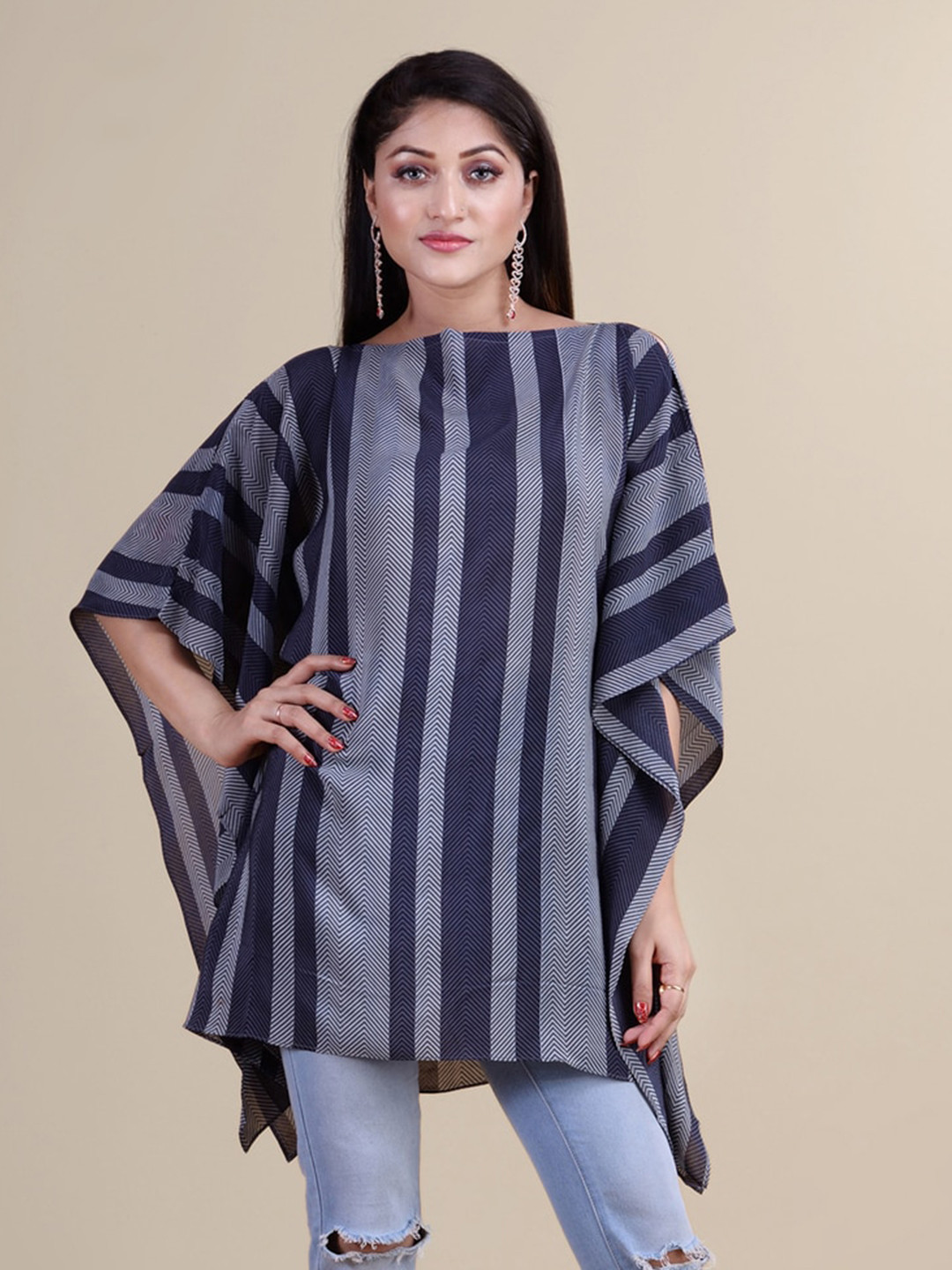 Laa Calcutta Women Grey & Navy Blue Boat Neck Striped Kaftan Tunic