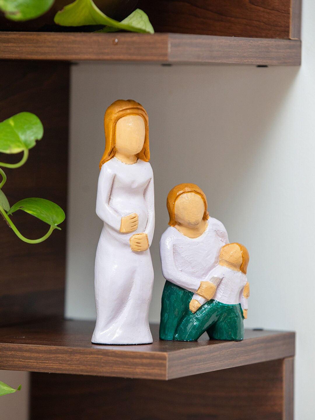 ExclusiveLane Family Fables White Wood Natural Living Room Hand-Painted Set of 2 Small Showpieces - 5.5 Inches