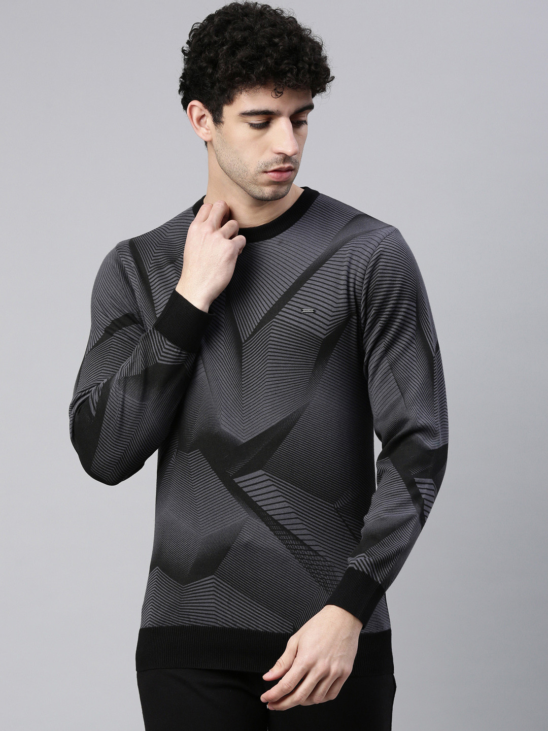 Proline Active Men Grey & Black Printed Pullover