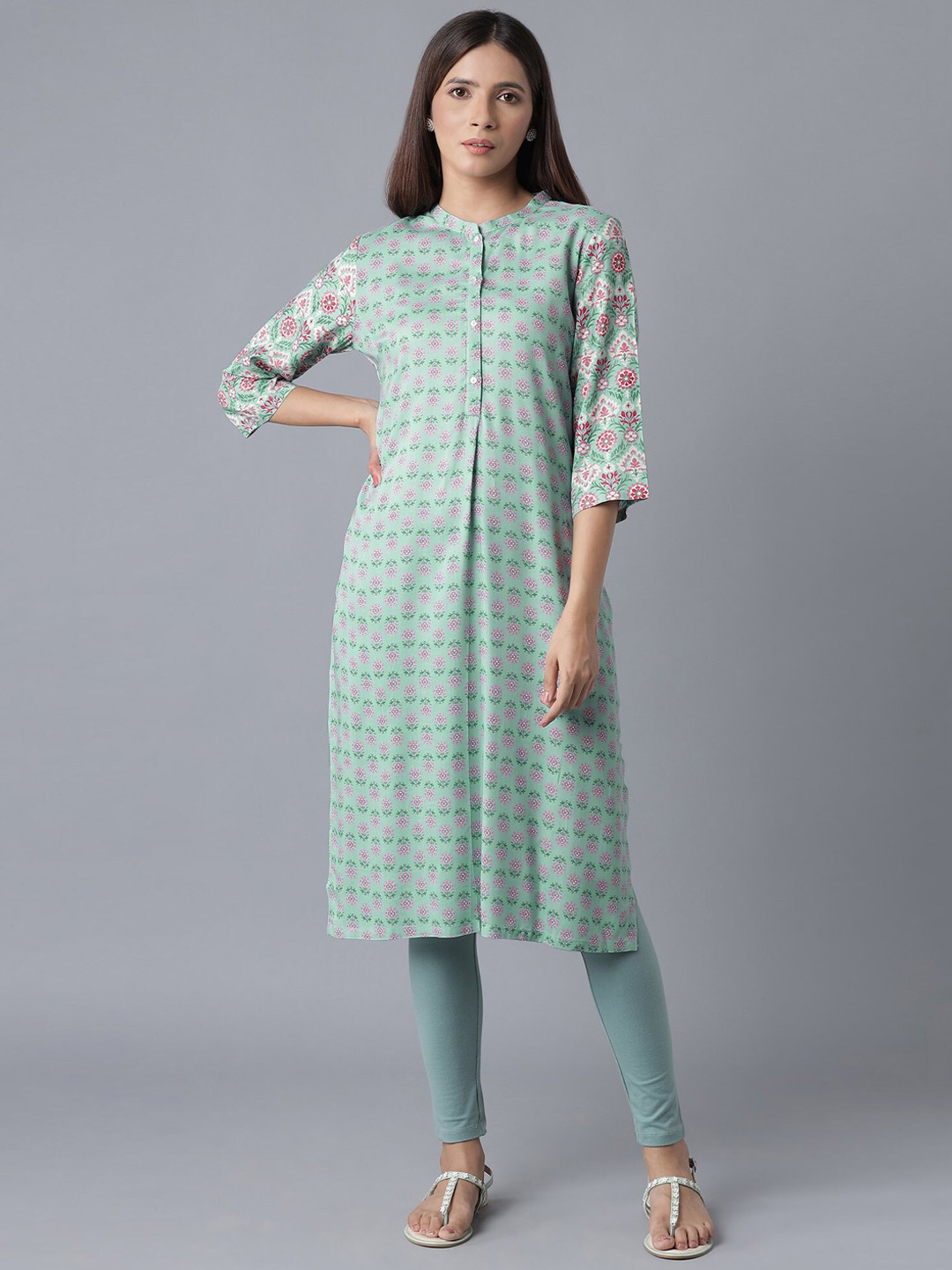 W Women Blue Geometric Checked Flared Sleeves Thread Work Kurta