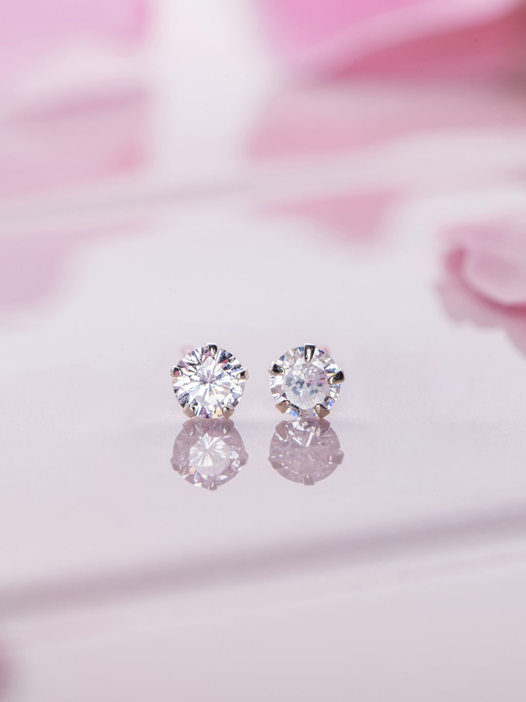 Zavya White 925 Silver Circular Studs Earrings