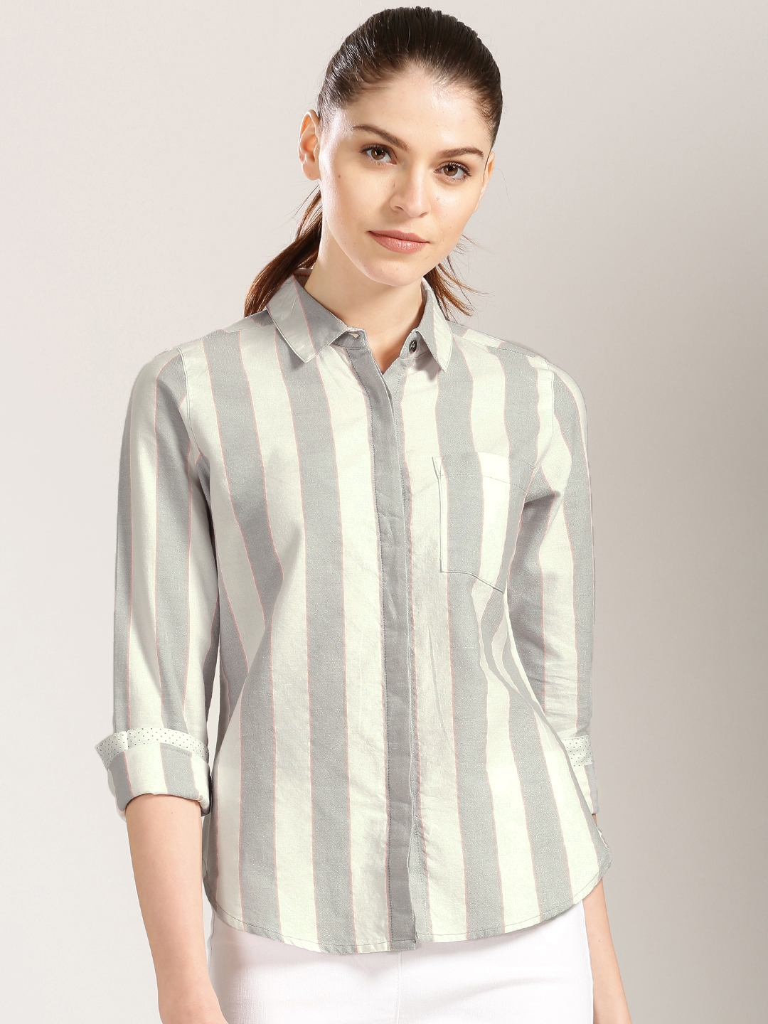 Womens grey shop and white shirt