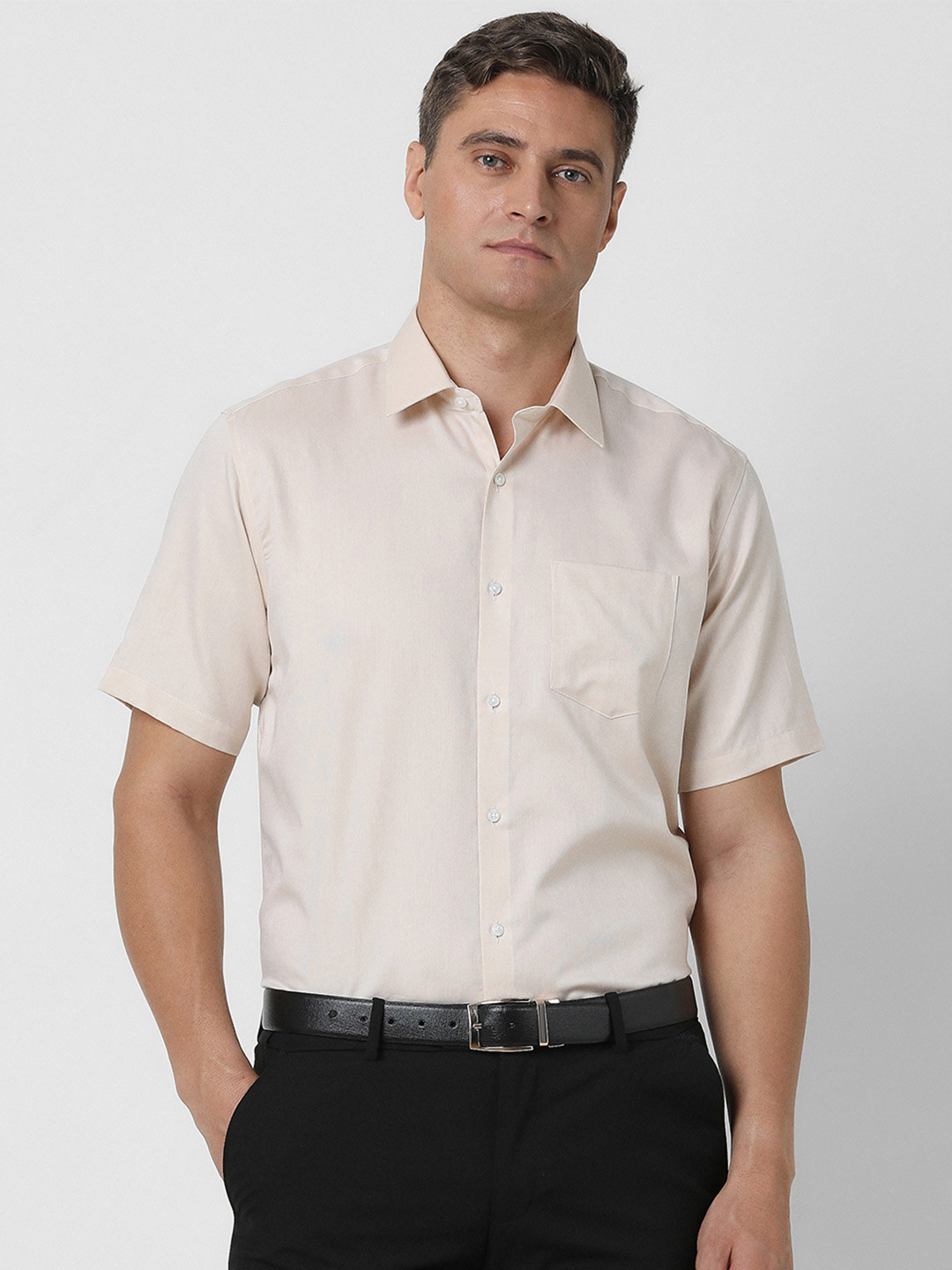 Van Heusen Men Off-White Slim Fit Formal Shirt