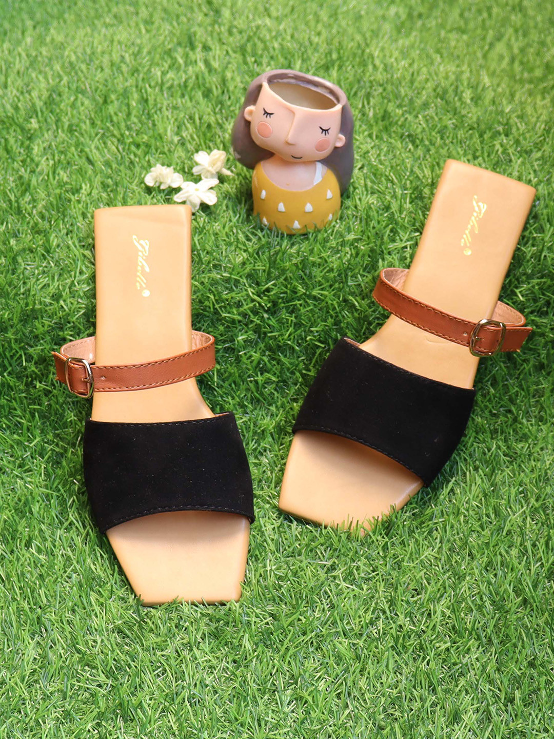Gibelle Women Black Open Toe Flats