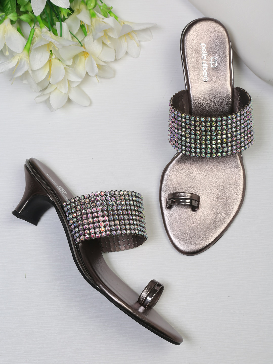 pelle albero Grey Embellished One Toe Block Heeled Sandals