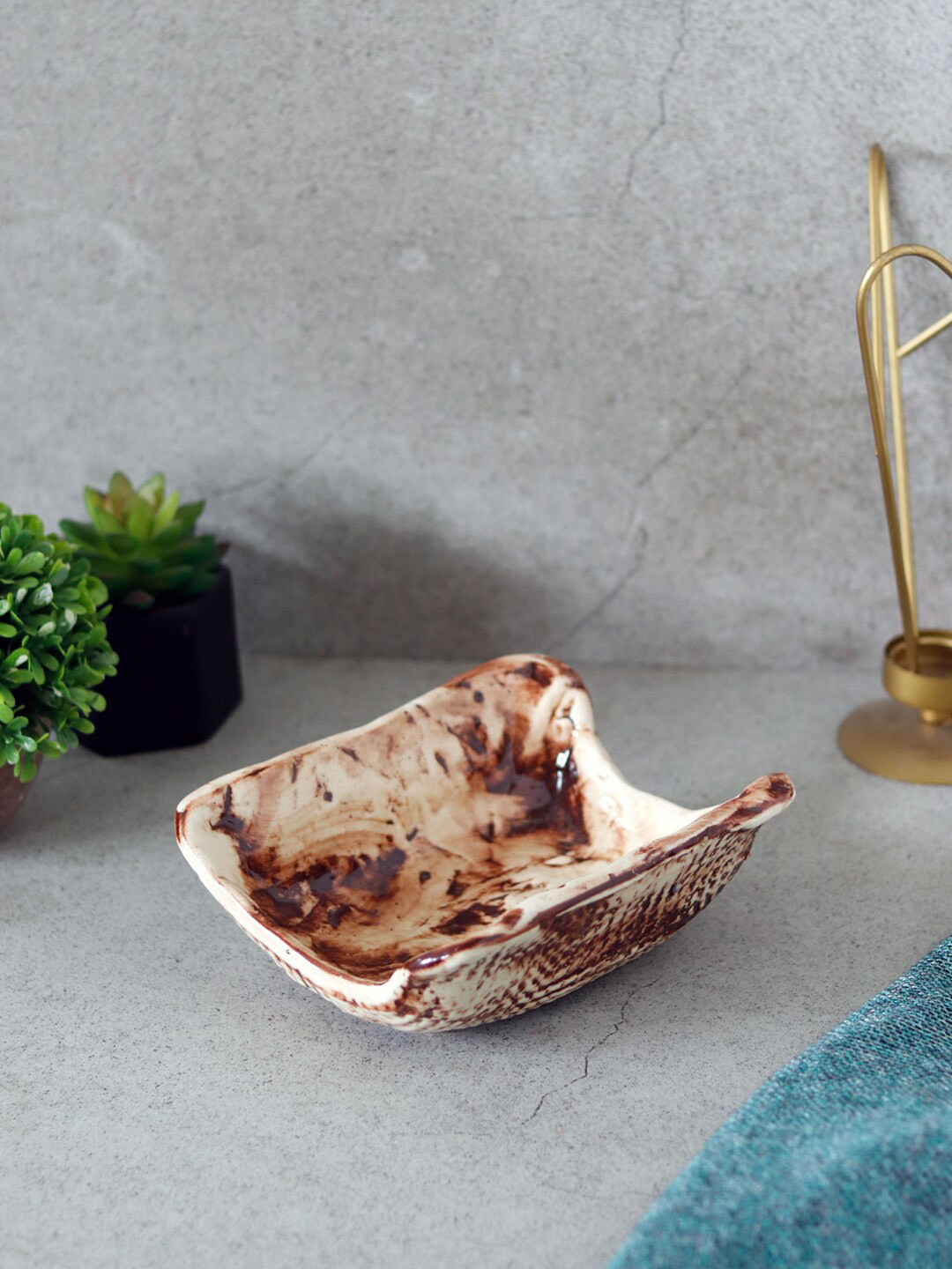 Unravel India Brown & Beige Printed Serving Tray