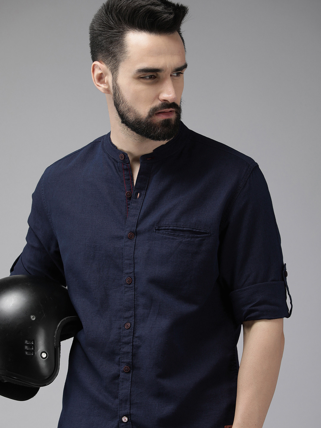 The Roadster Lifestyle Co. Men Navy Blue Solid Cotton Linen Roll-Up Sleeves Casual Shirt
