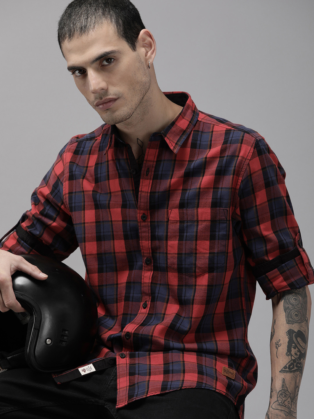 Roadster Men Red Checked Casual Shirt