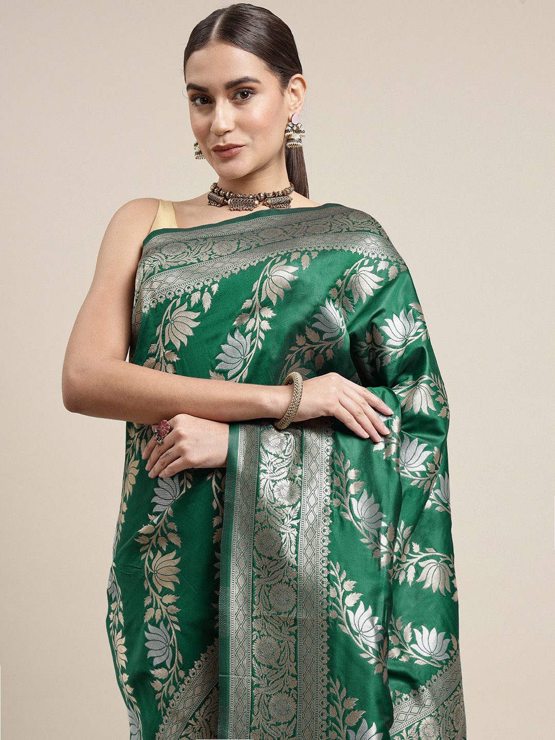 Royal Rajgharana Saree Green & Gold Woven Design Silk Blend Celebrity Banarasi Sarees