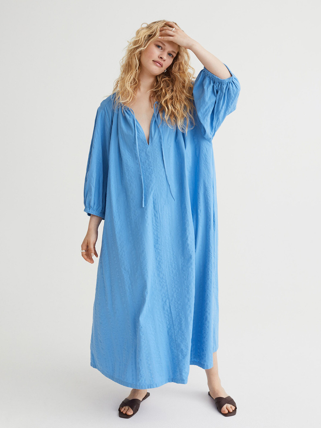 H&M Blue Tie-Detail Dress