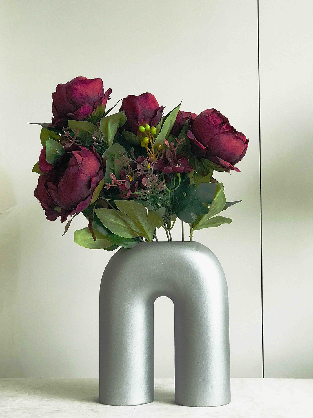 Folkstorys Silver-Coloured Solid Ceramic Vase