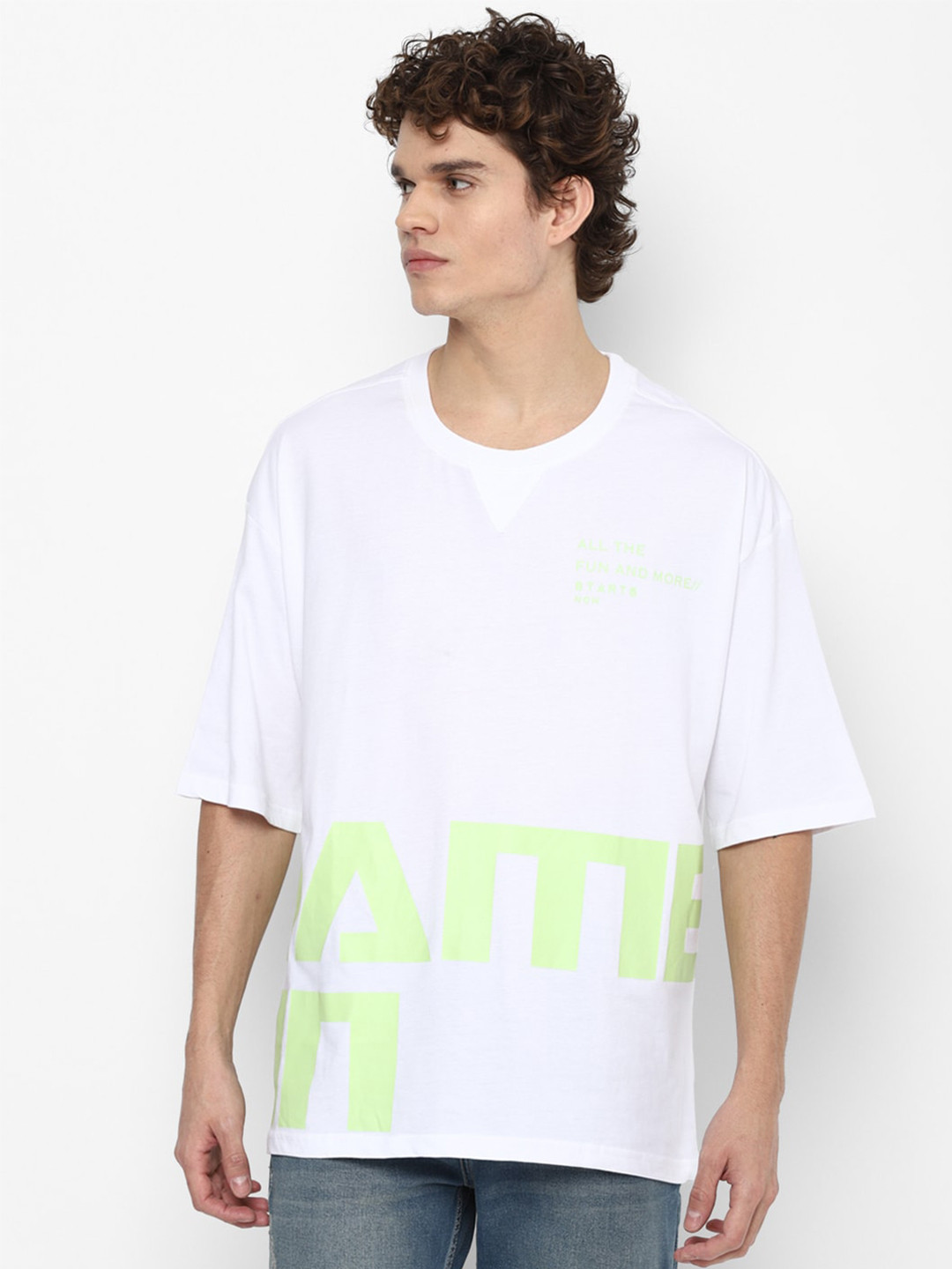 FOREVER 21 Men White Floral Printed Applique T-shirt