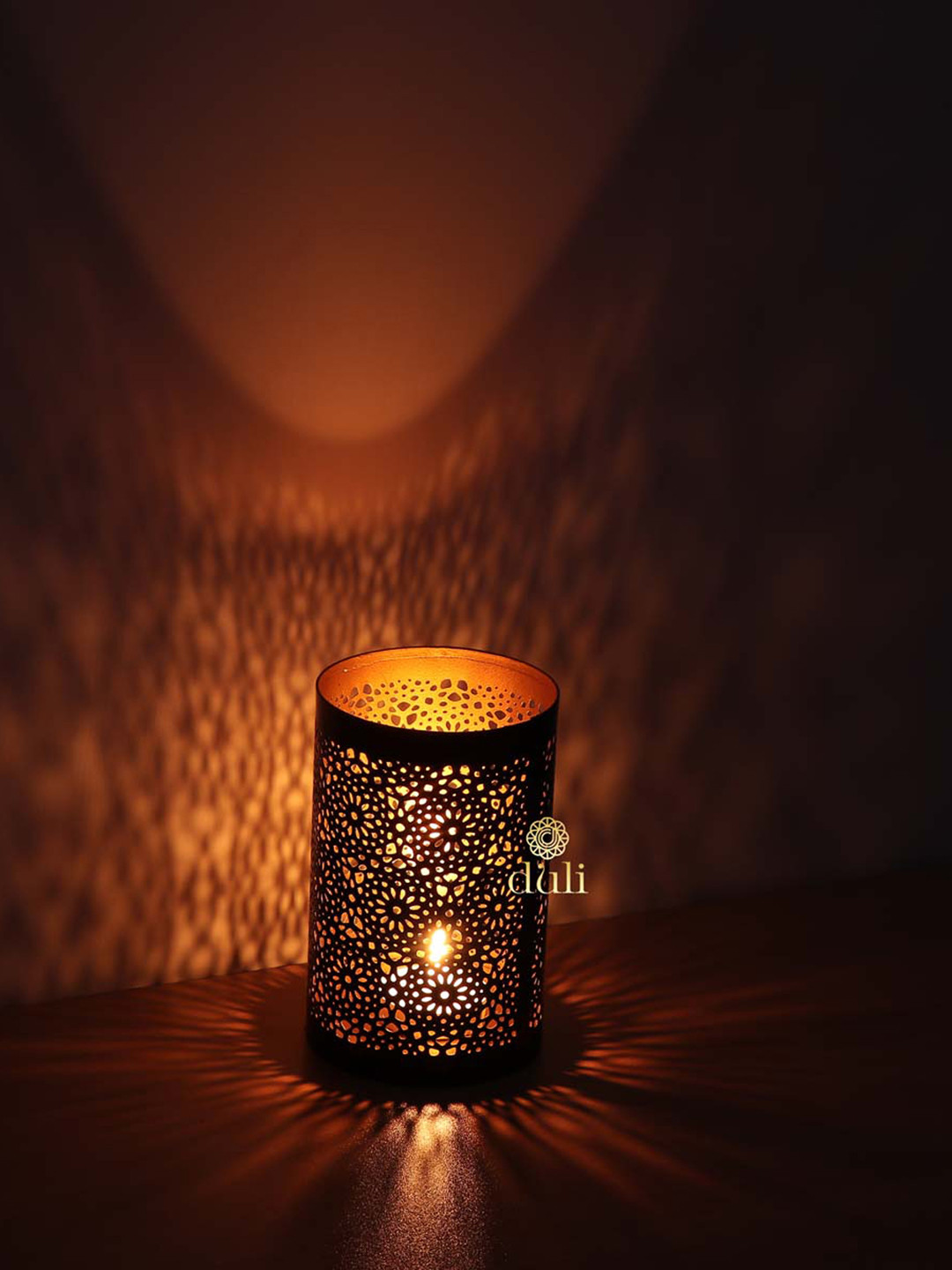 DULI Unisex Black Metal Shadow Votive Tealight Candle Holder