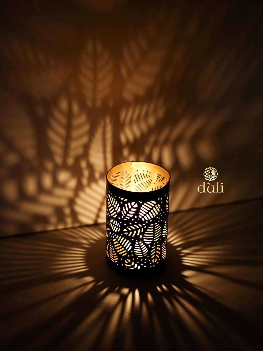 DULI Black Divine Shadow Petals Design Votive Tealight Holder