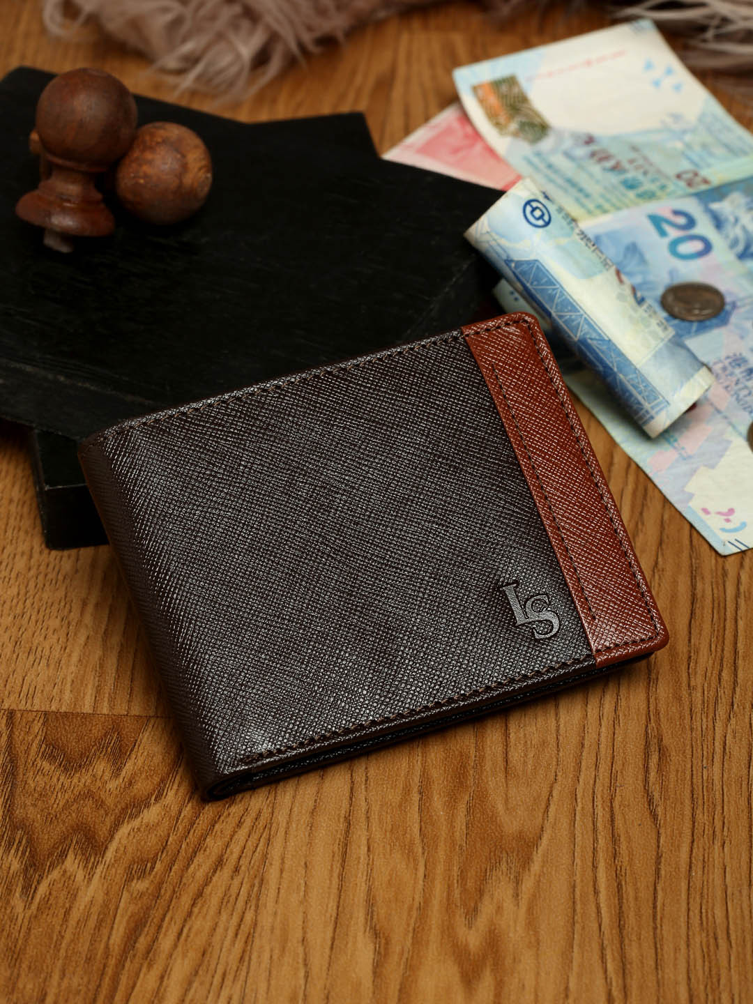 LOUIS STITCH Men Brown Saffiano Leather Two Fold Slim Wallet