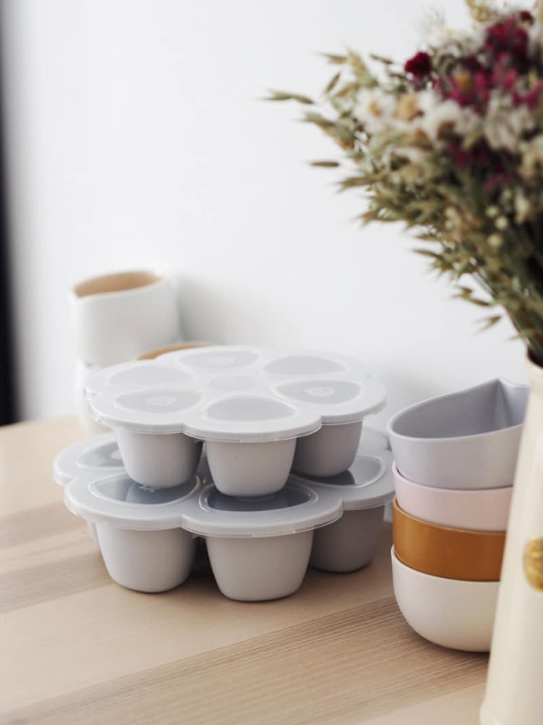 BEABA White 6 Compartment Silicone Container