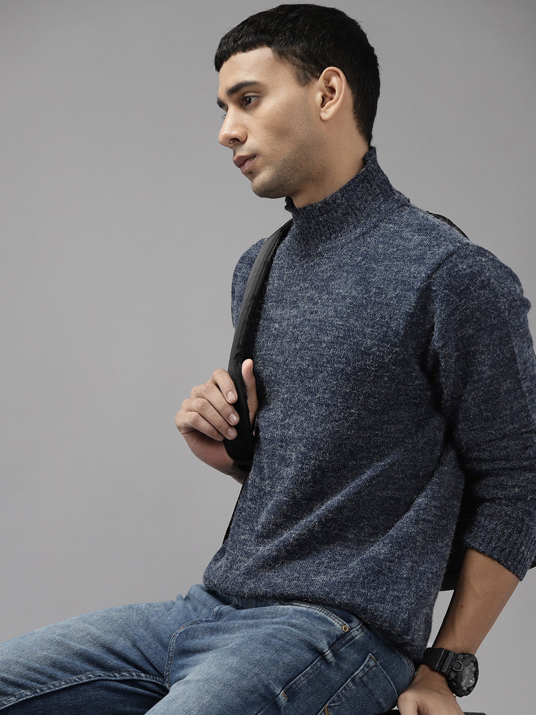 The Roadster Lifestyle Co. Men Navy Blue Solid Turtle Neck Pullover