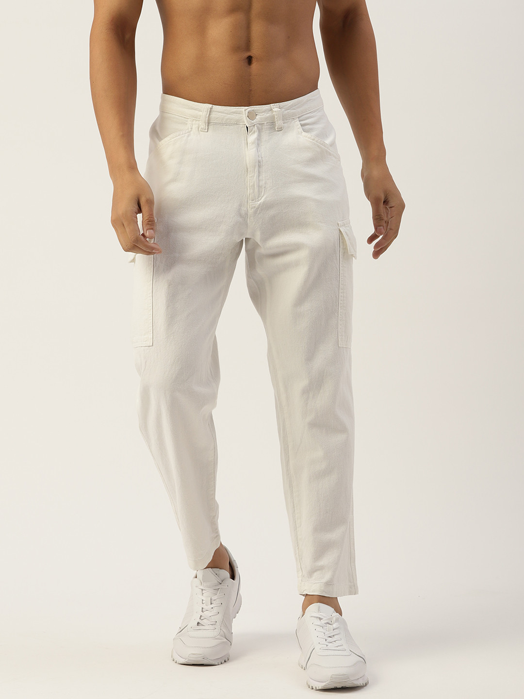 Kook N Keech Men White Solid Cotton Cropped Cargos