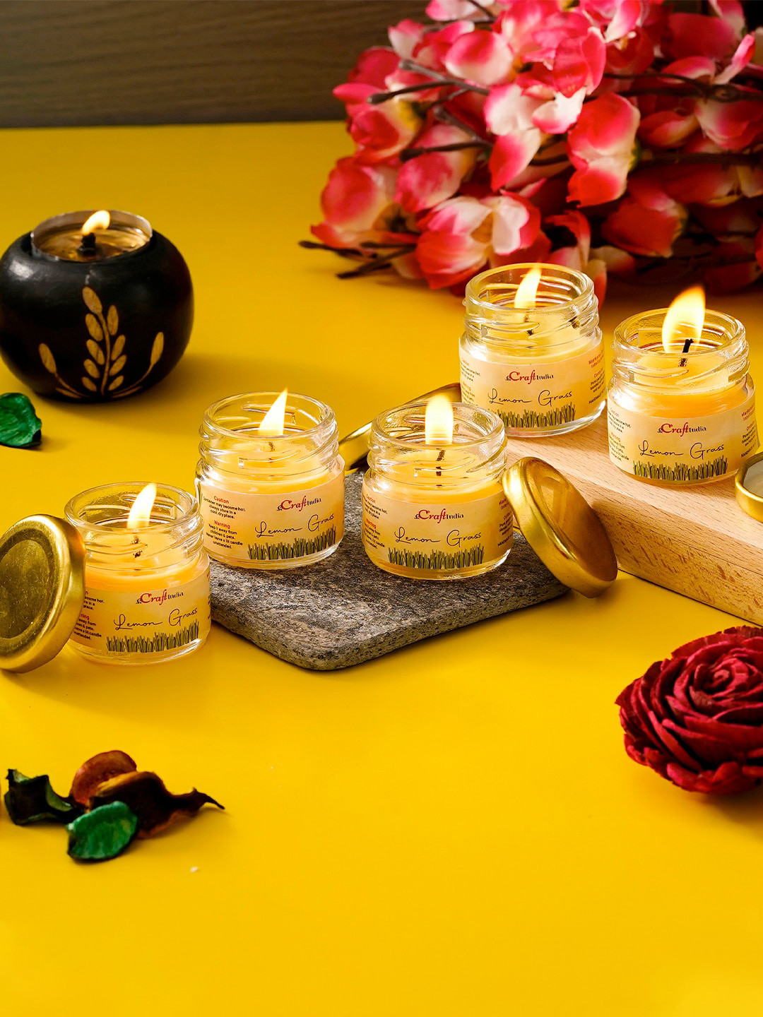 eCraftIndia Minijar Candle 5Pcs Scented 1 Wick Lemon Grass Solid Geometric Regular Candles