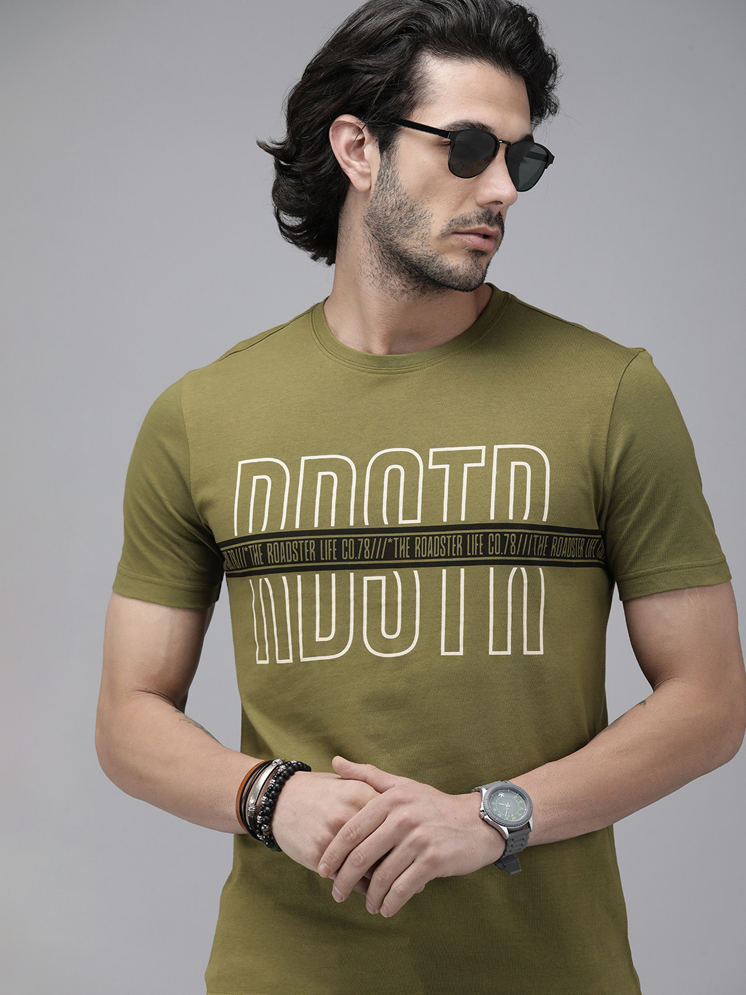 Roadster Men Olive Green & Cream-Coloured Brand Logo Printed Pure Cotton T-shirt