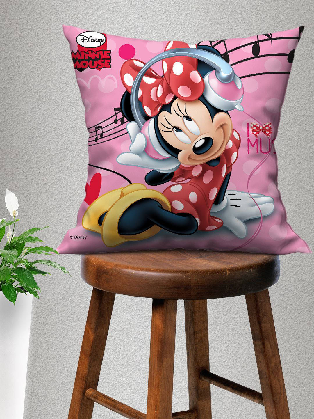 Disney Minnie Mouse Cartoon Characters Polyester Silk Anti-Wrinkle Cushion Cover -16x16In