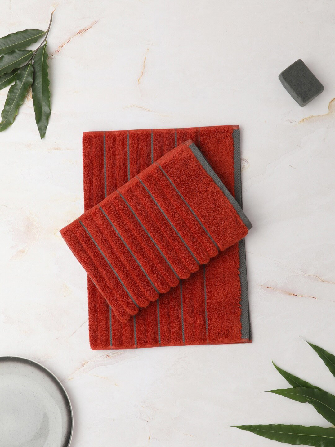 SPACES Set of 2 Orange High Loft Ribbed Texture 575 GSM Cotton Hand Towels