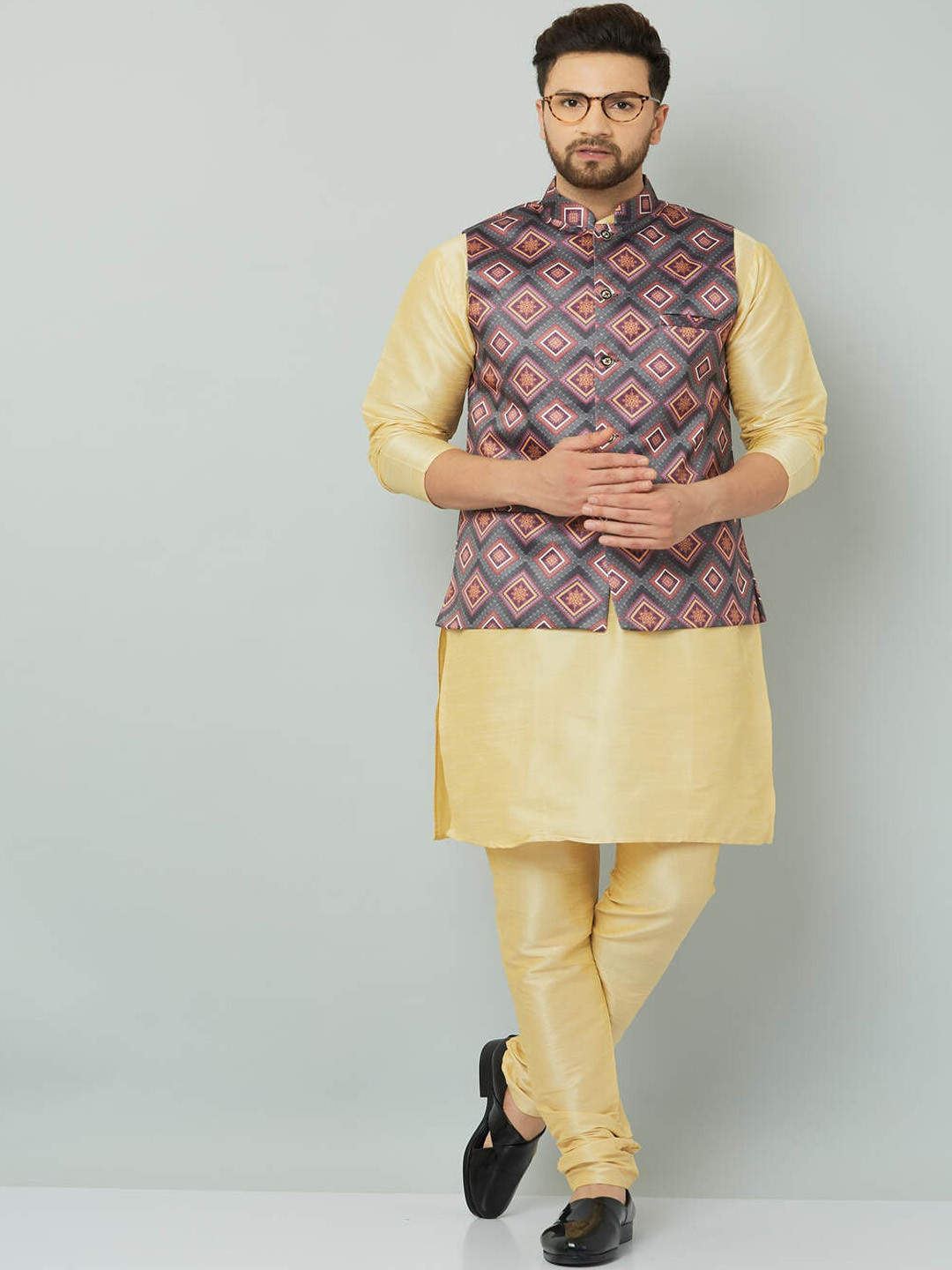 Kaifoo Men Gold-Toned & Blue Silk Blend Solid Kurta Set