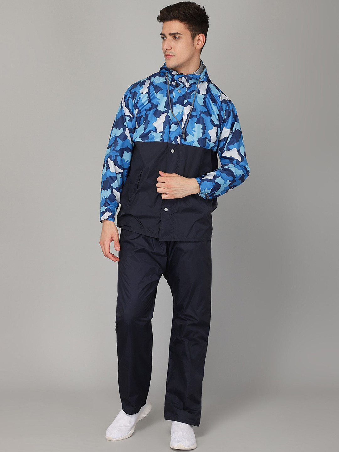 THE CLOWNFISH Napoleon Men Blue Solid Reversible Waterproof Rain Suit