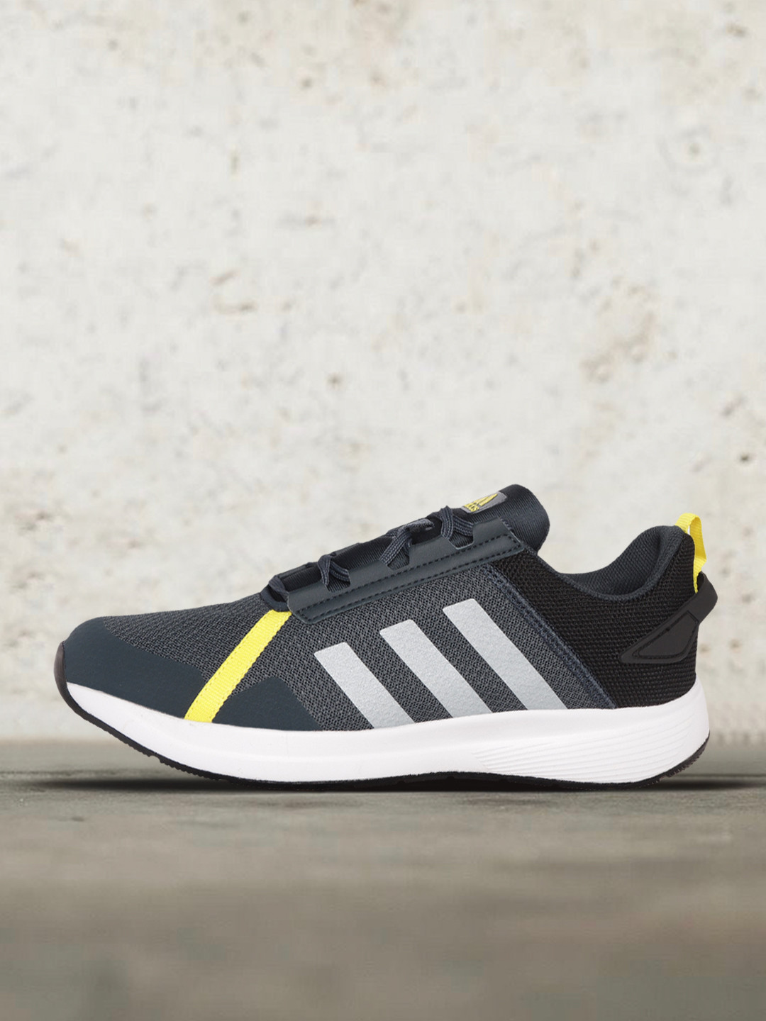 ADIDAS Men Charcoal Grey & Black Woven Design Gallivantor Running Shoes