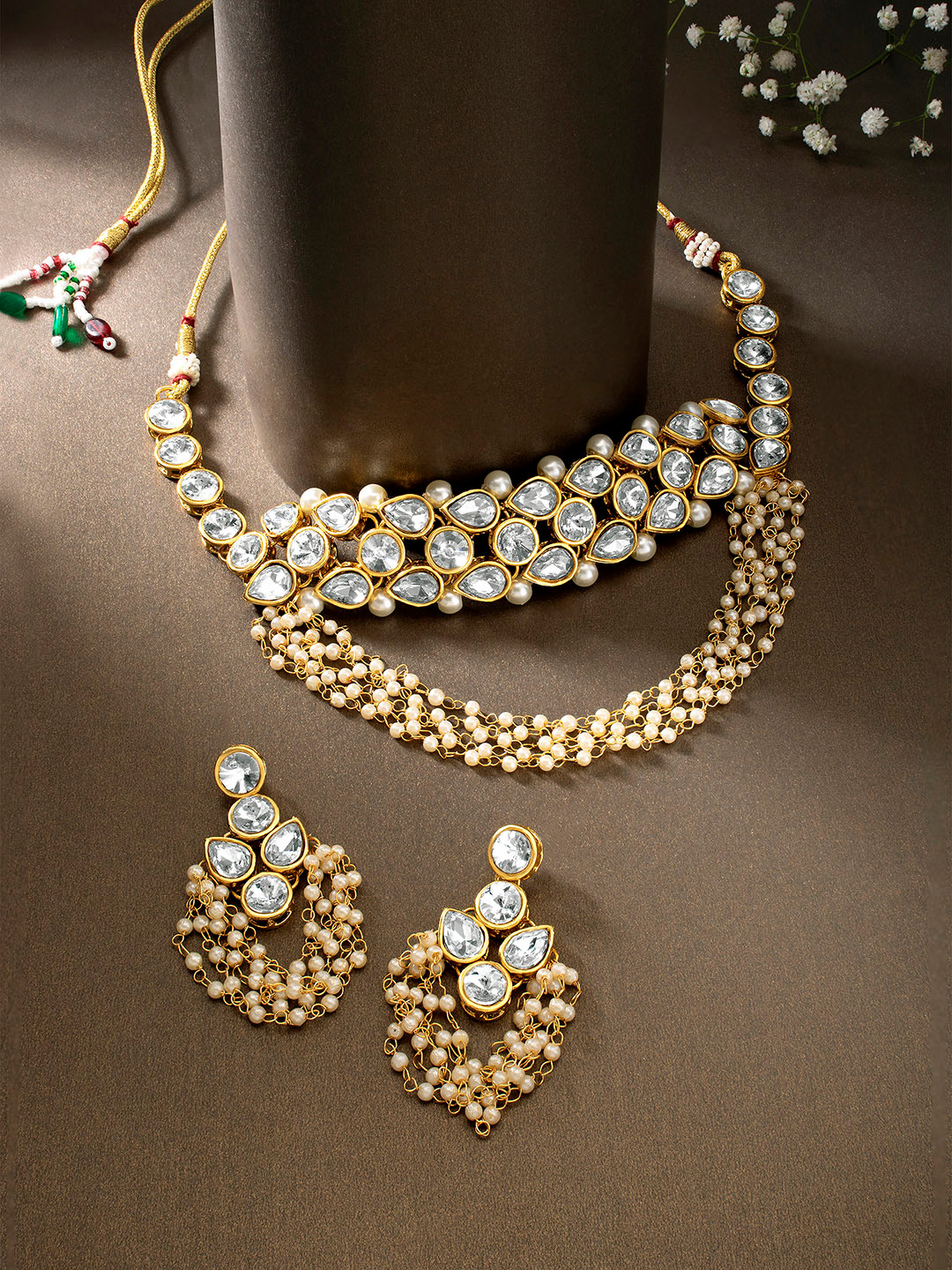 Peora Gold-Plated Kundan Studded Jewellery Set