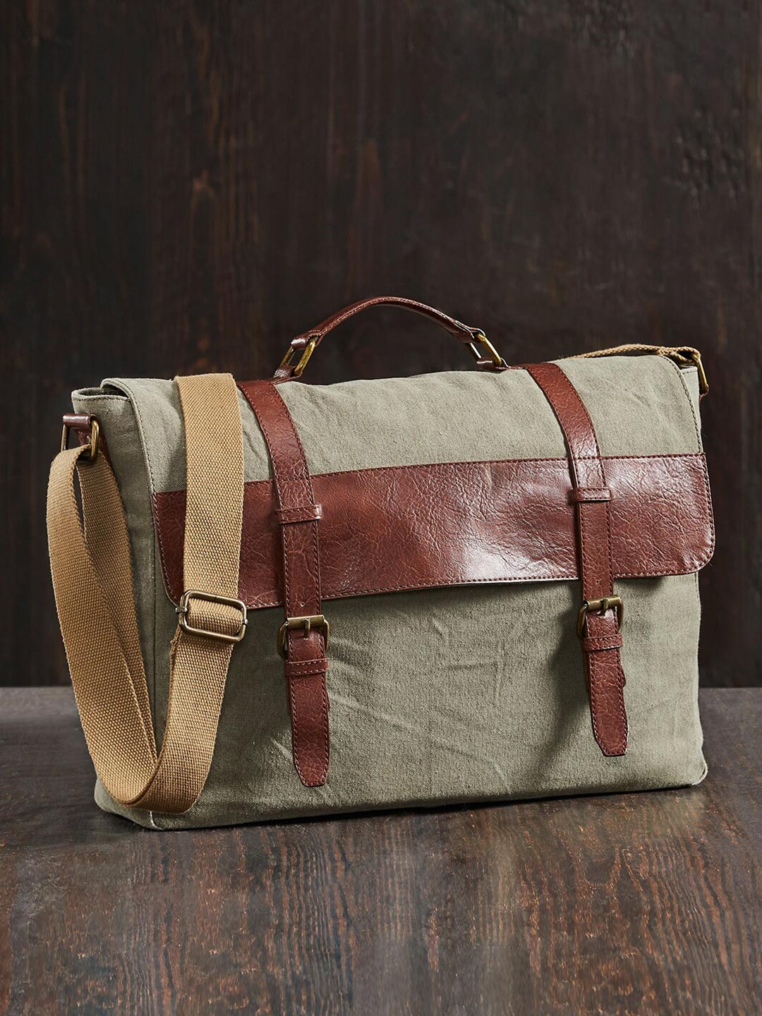 Mona B Unisex Green Messenger Laptop Bag