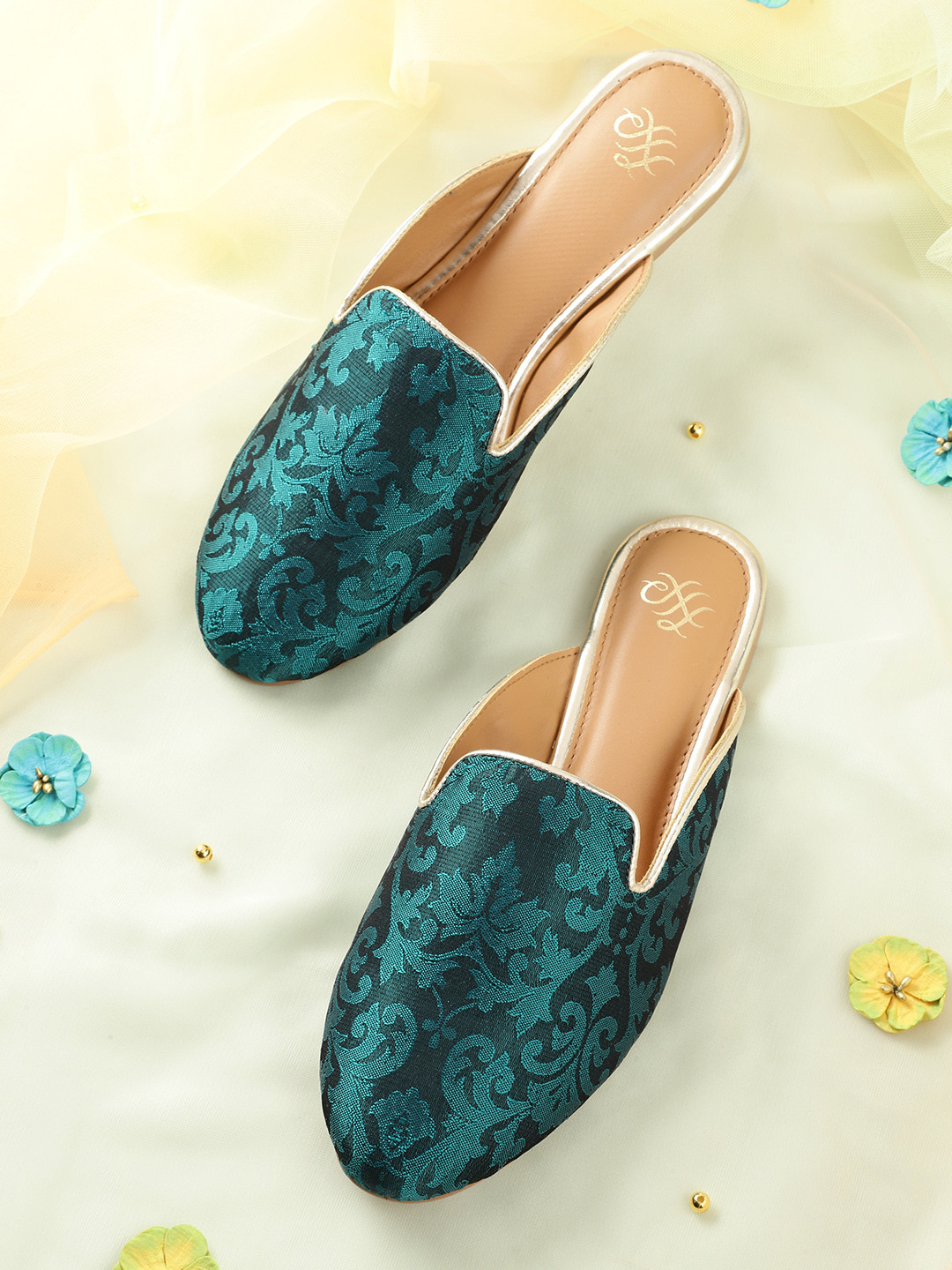 House of Pataudi Women Teal Green Woven Design Mules