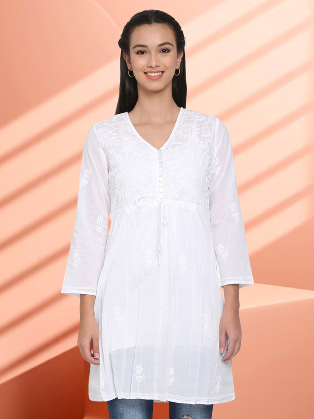 PARAMOUNT CHIKAN Women White Chikankari Cotton Tunic