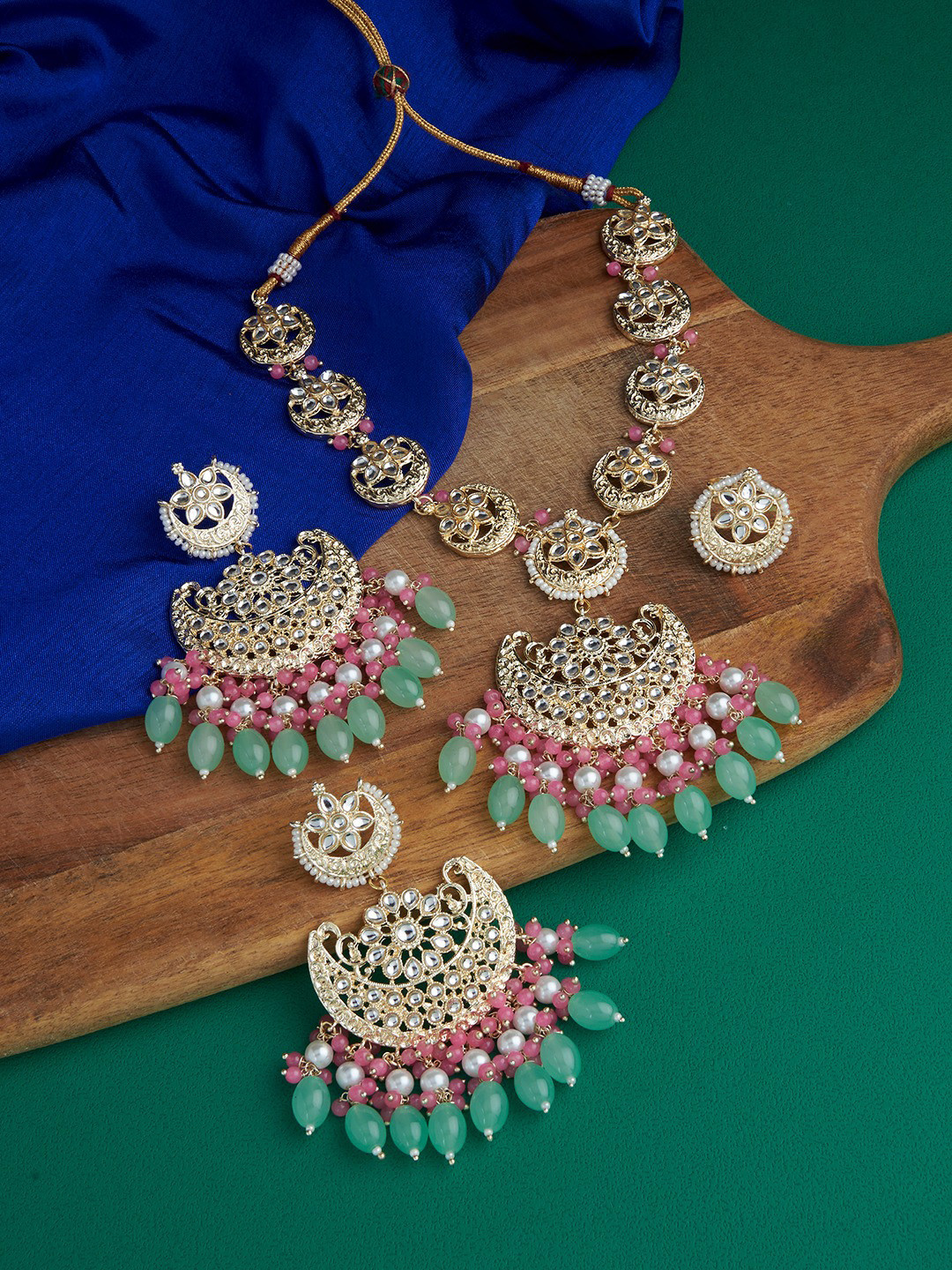 Zaveri Pearls Women Pink & Green Stone Studded Gold-Plated Jewellery Set